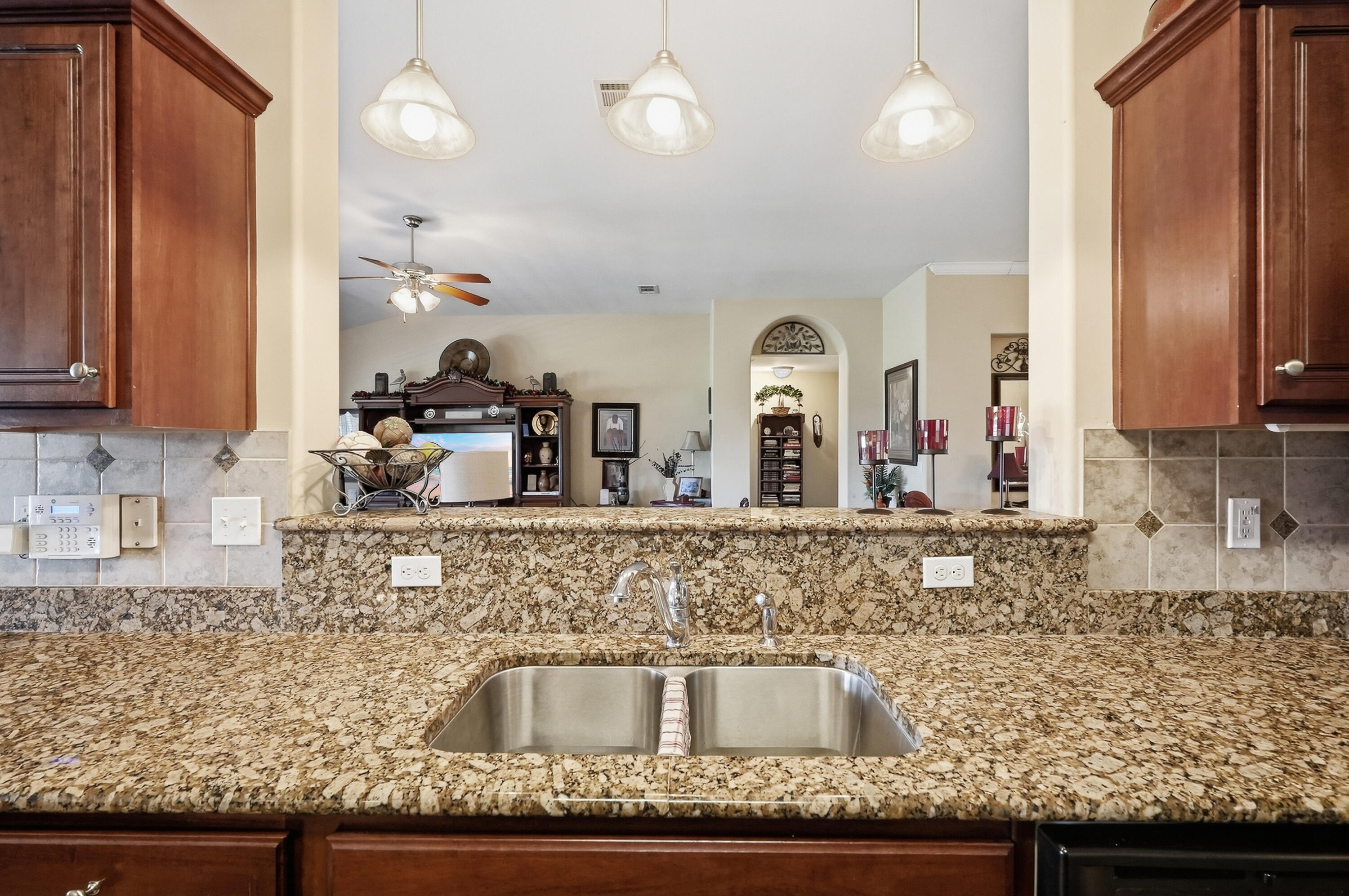 6212 Lapis Lane