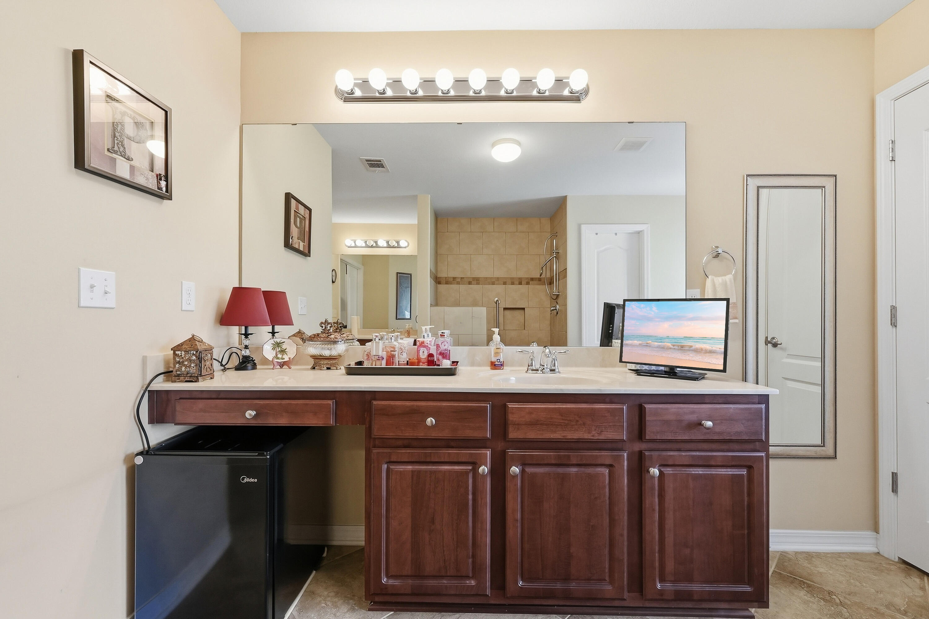 6212 Lapis Lane