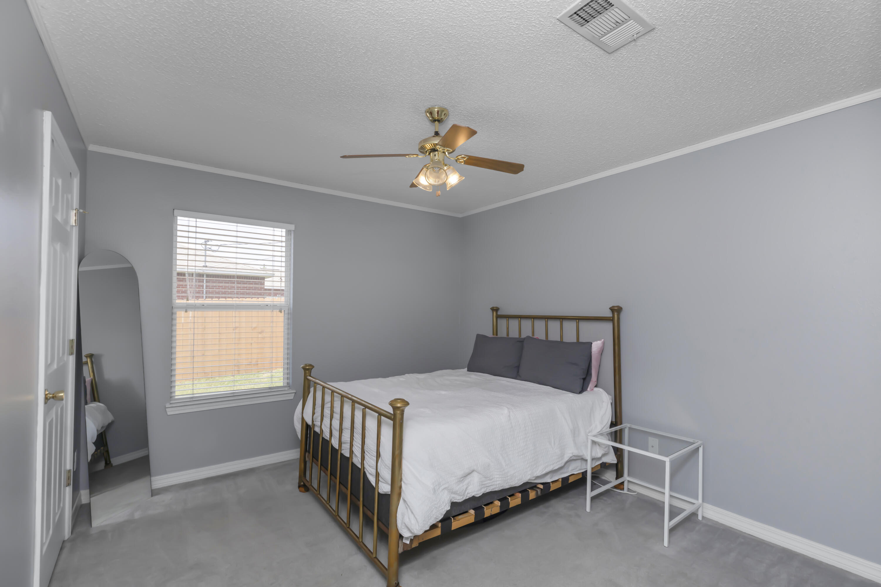 1227 Northview Drive