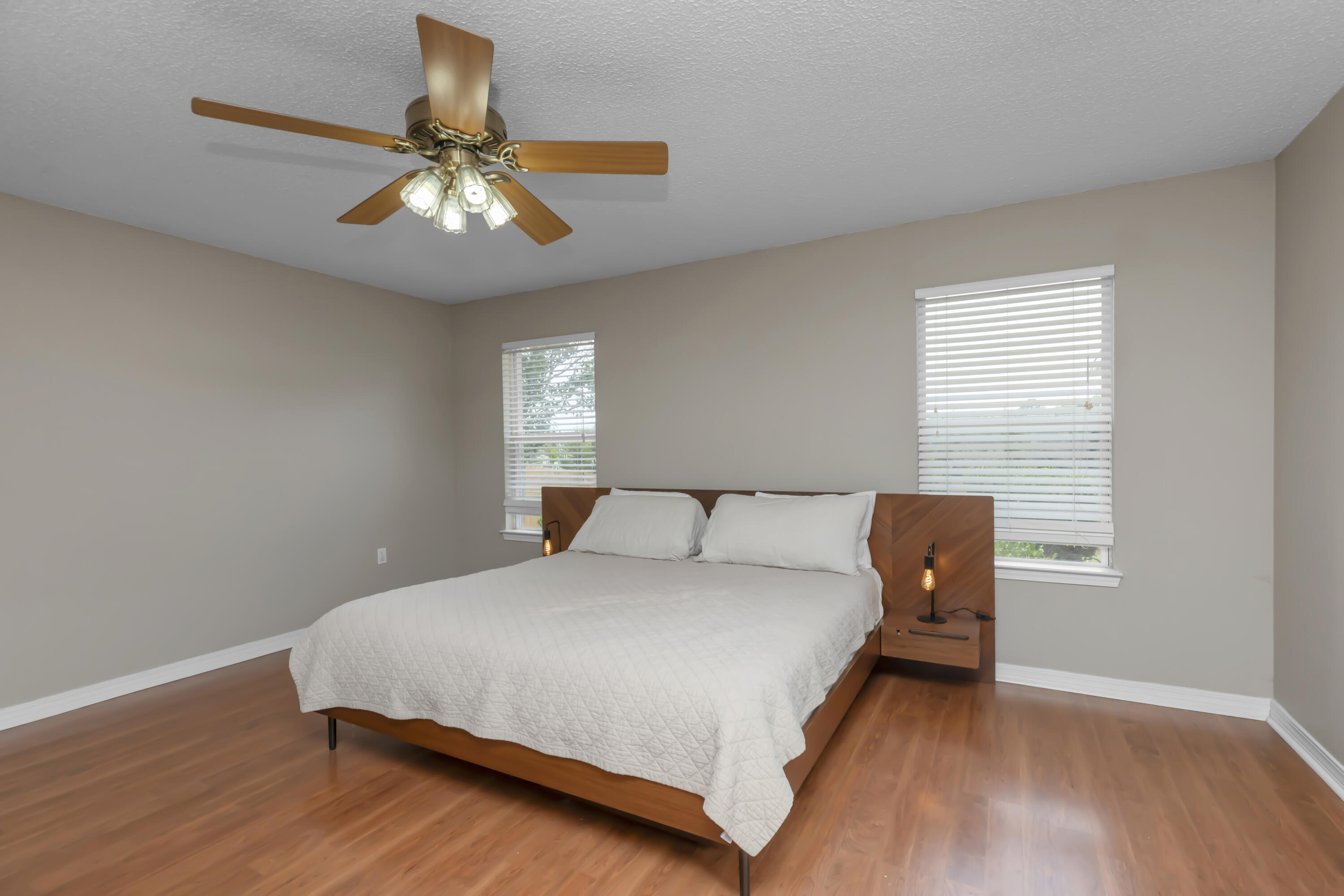 1227 Northview Drive