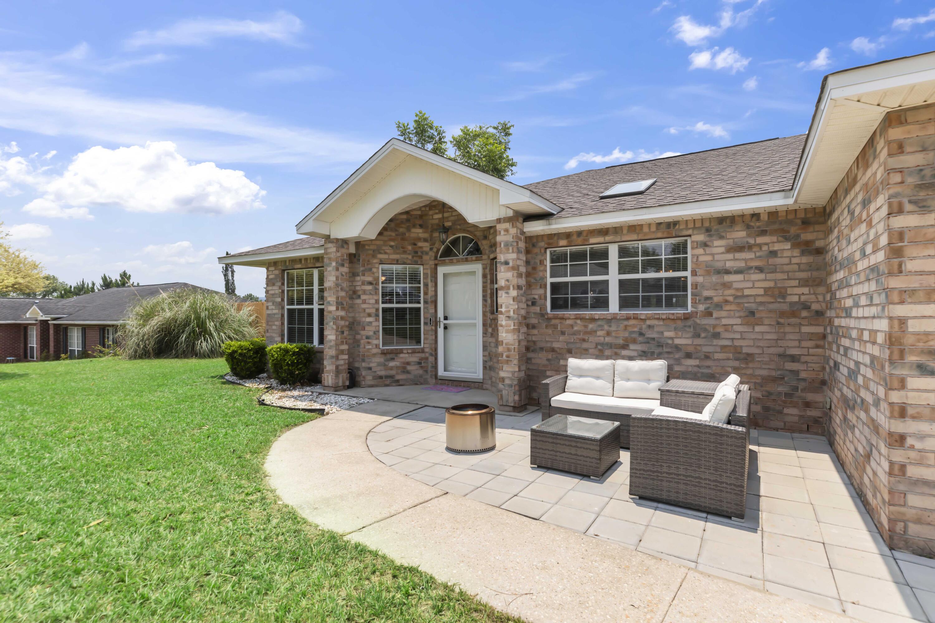 1227 Northview Drive