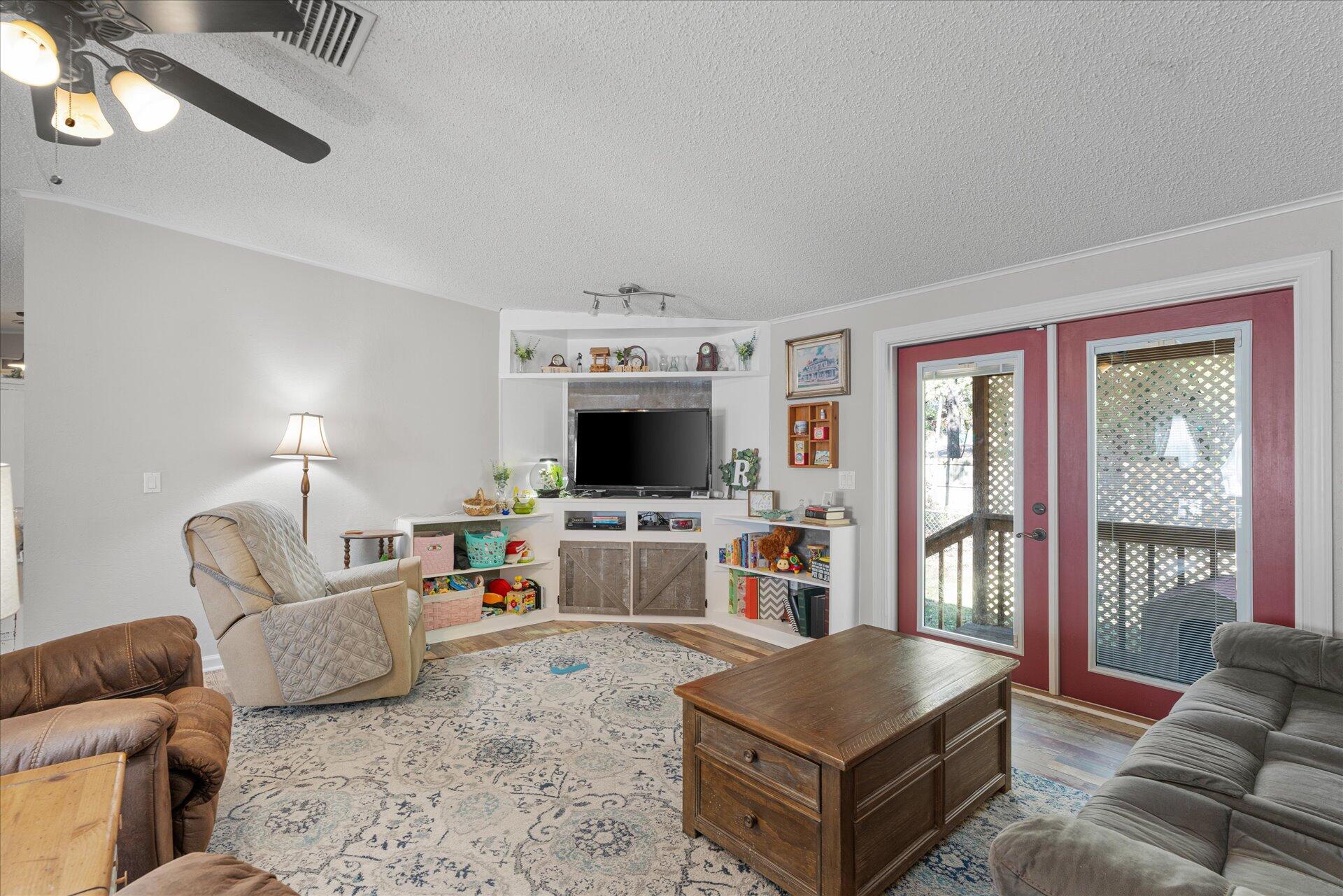 6604 Possum Ridge Road