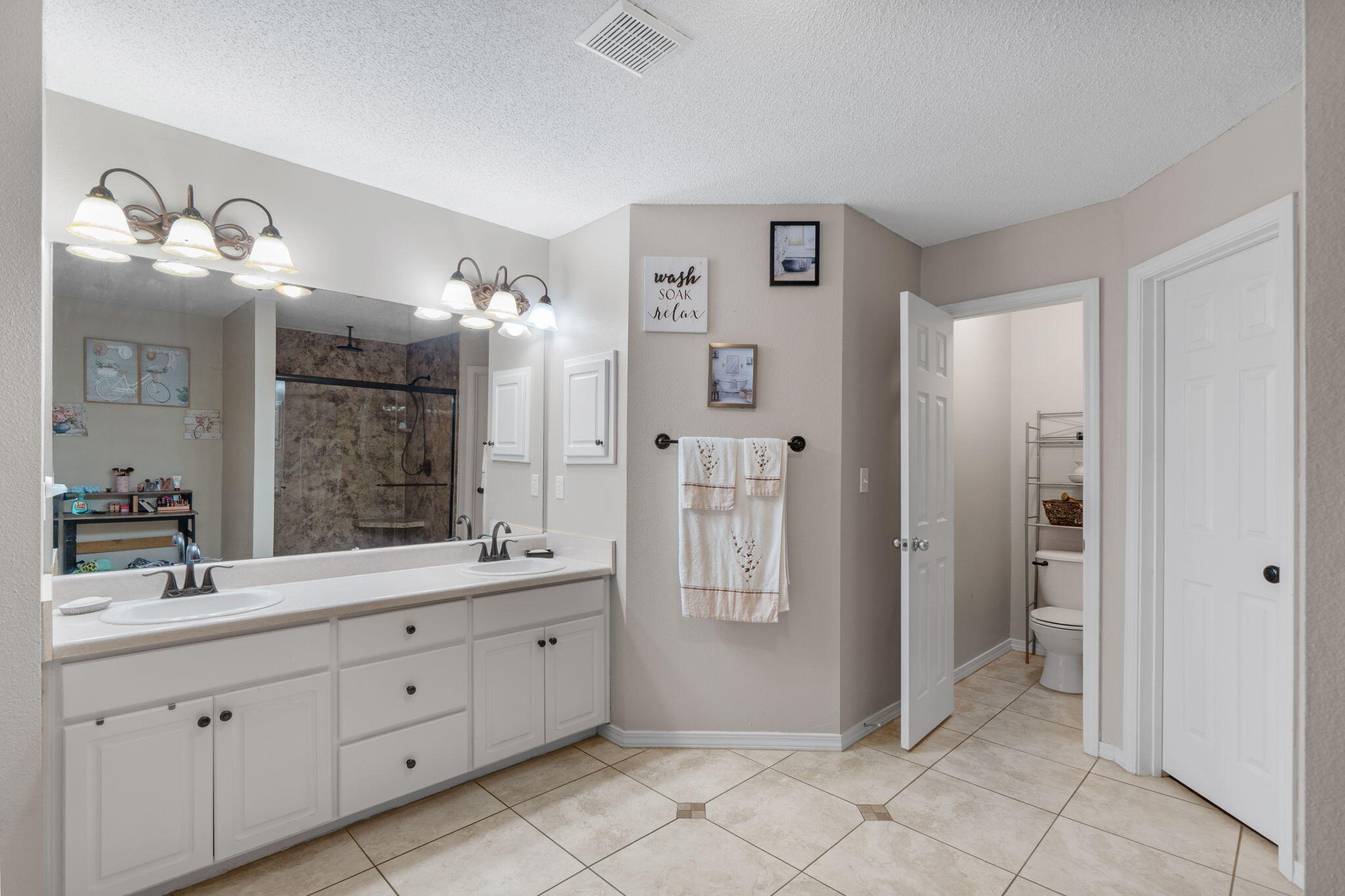 2108 Hagood Loop
