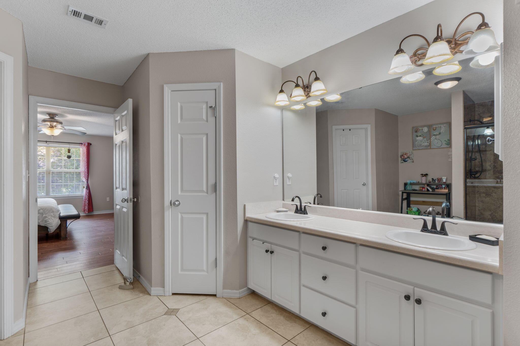 2108 Hagood Loop