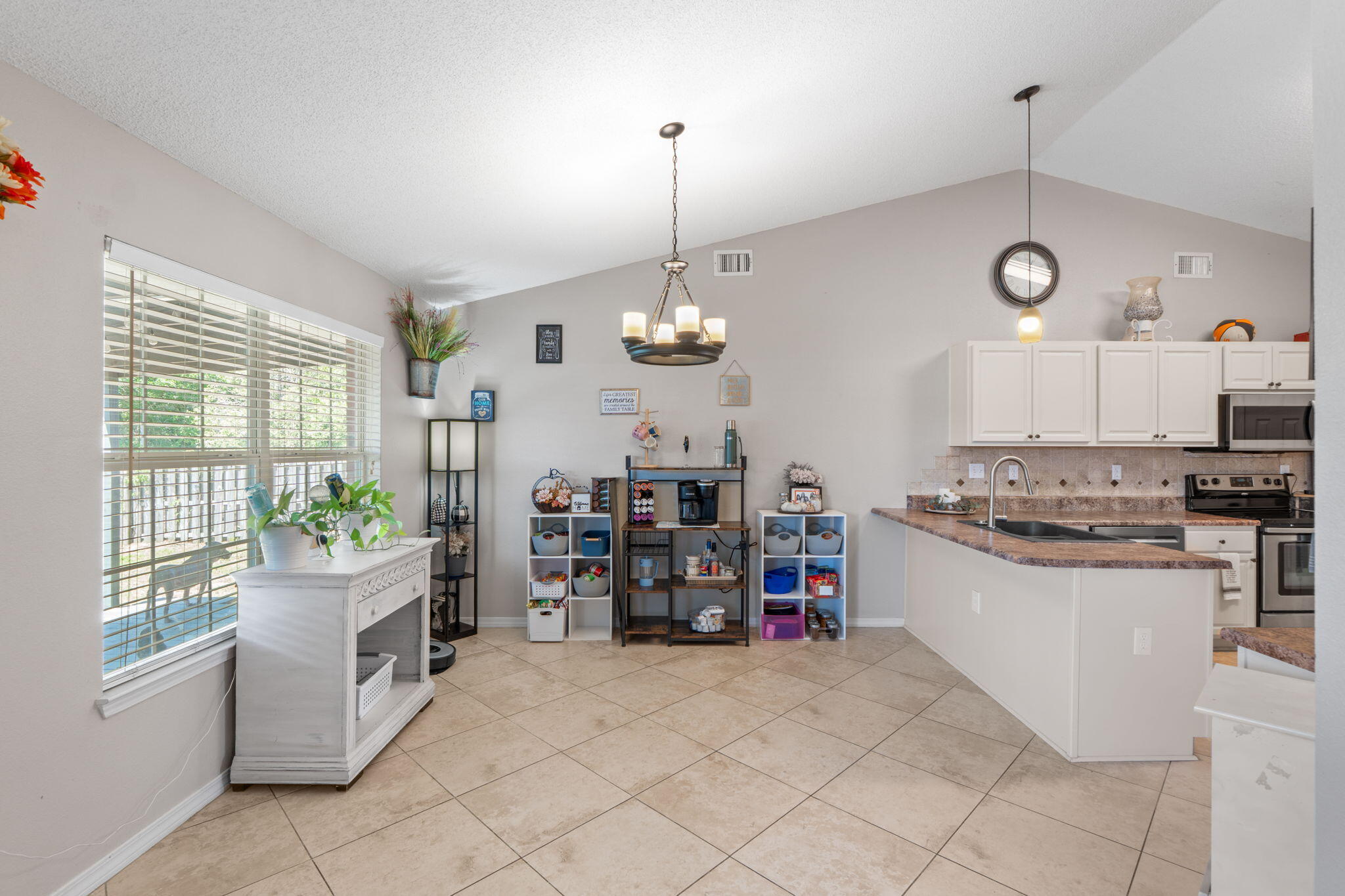 2108 Hagood Loop
