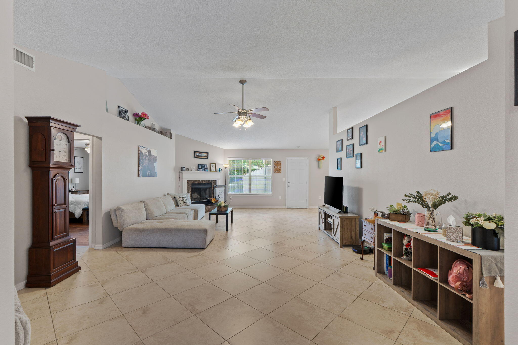 2108 Hagood Loop