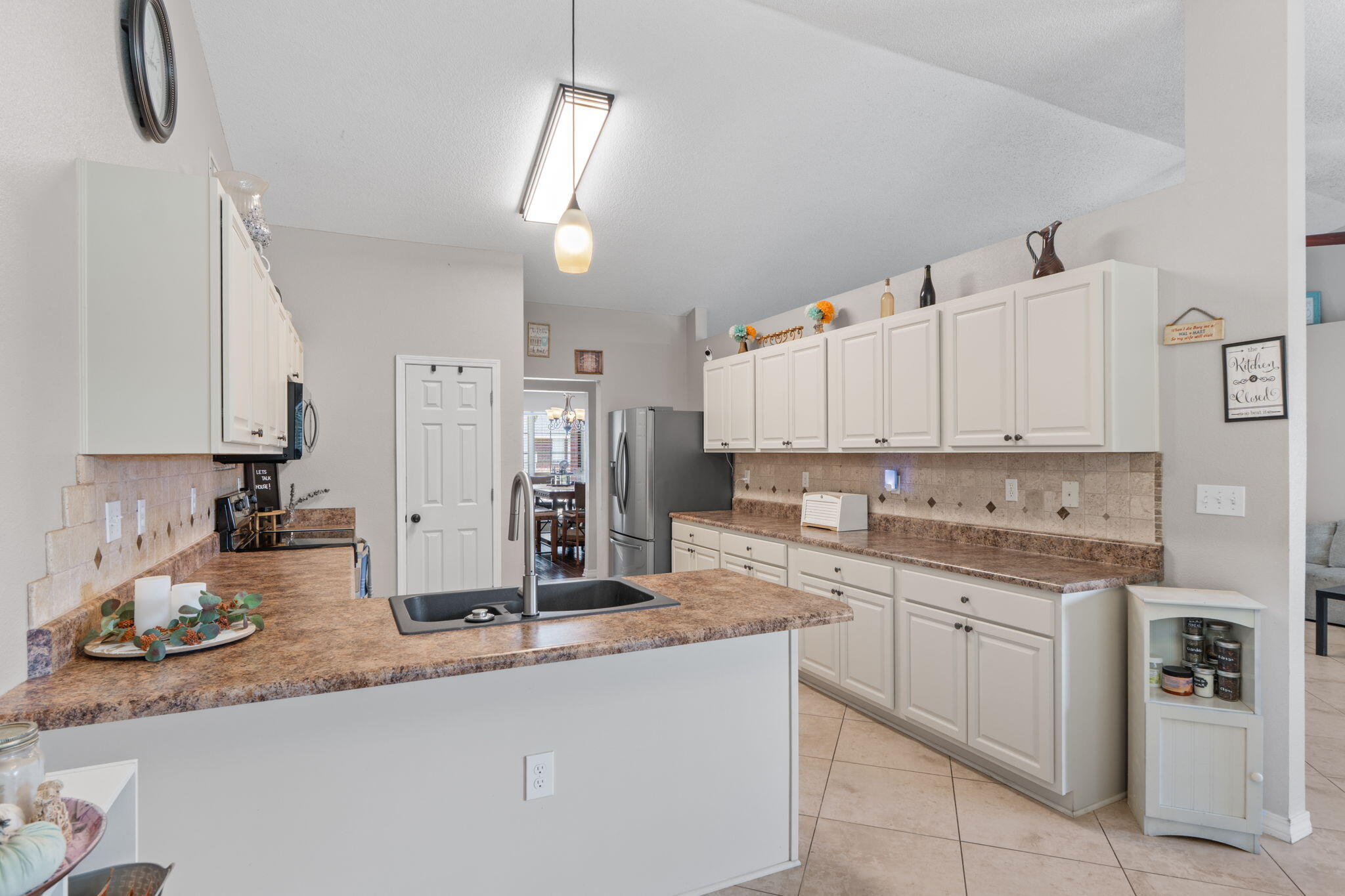 2108 Hagood Loop