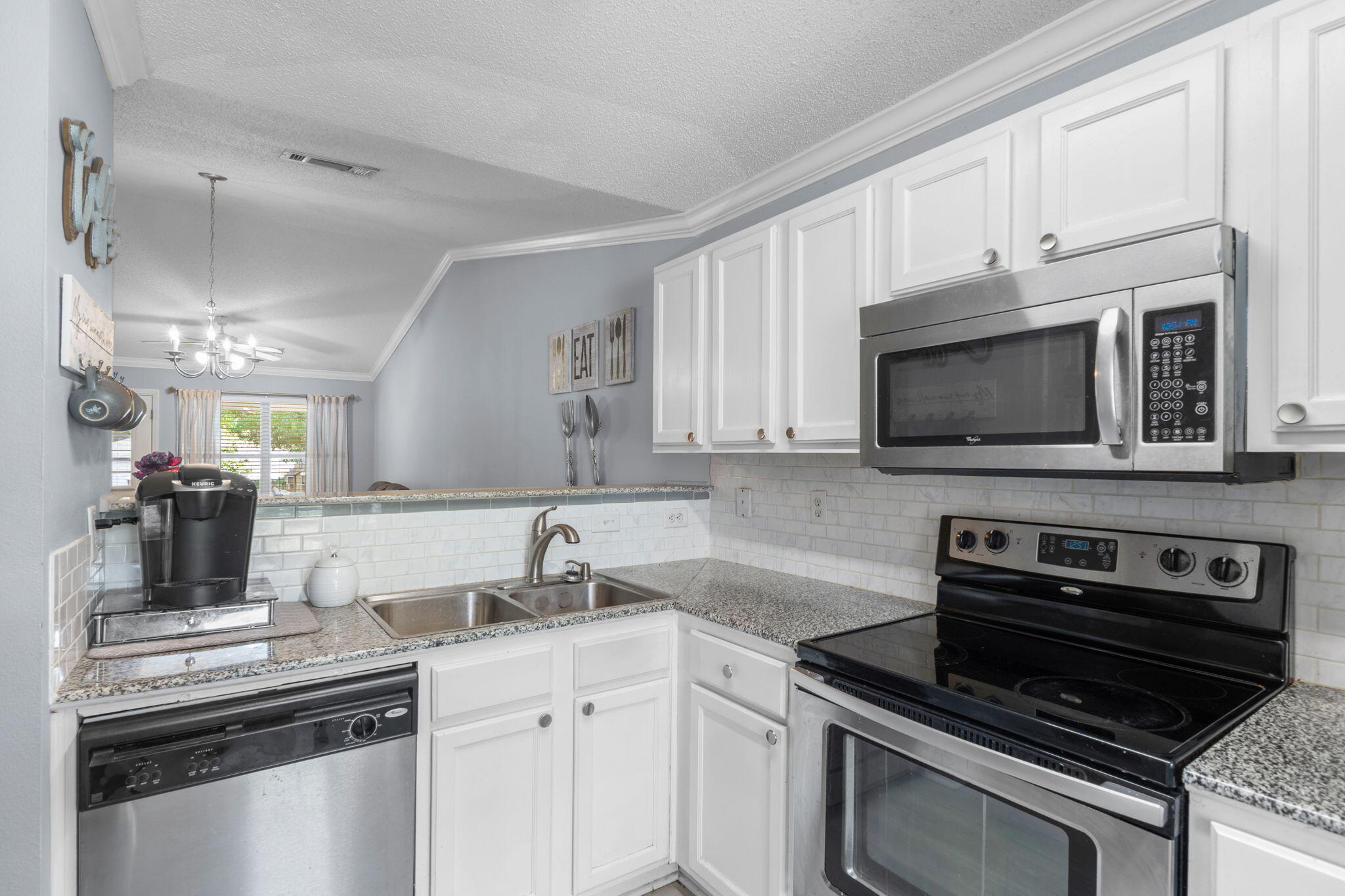 404 Eisenhower Drive