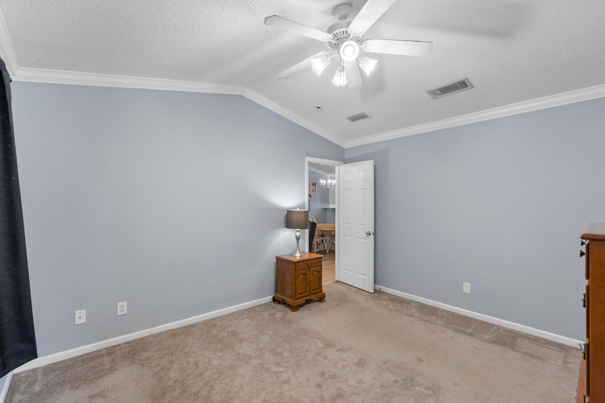 404 Eisenhower Drive