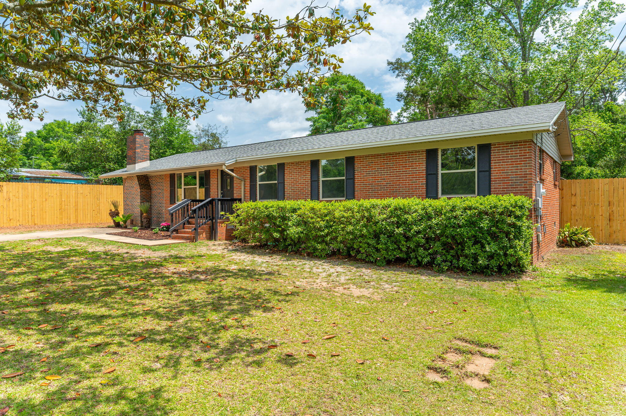 699 Ridge Lake Road