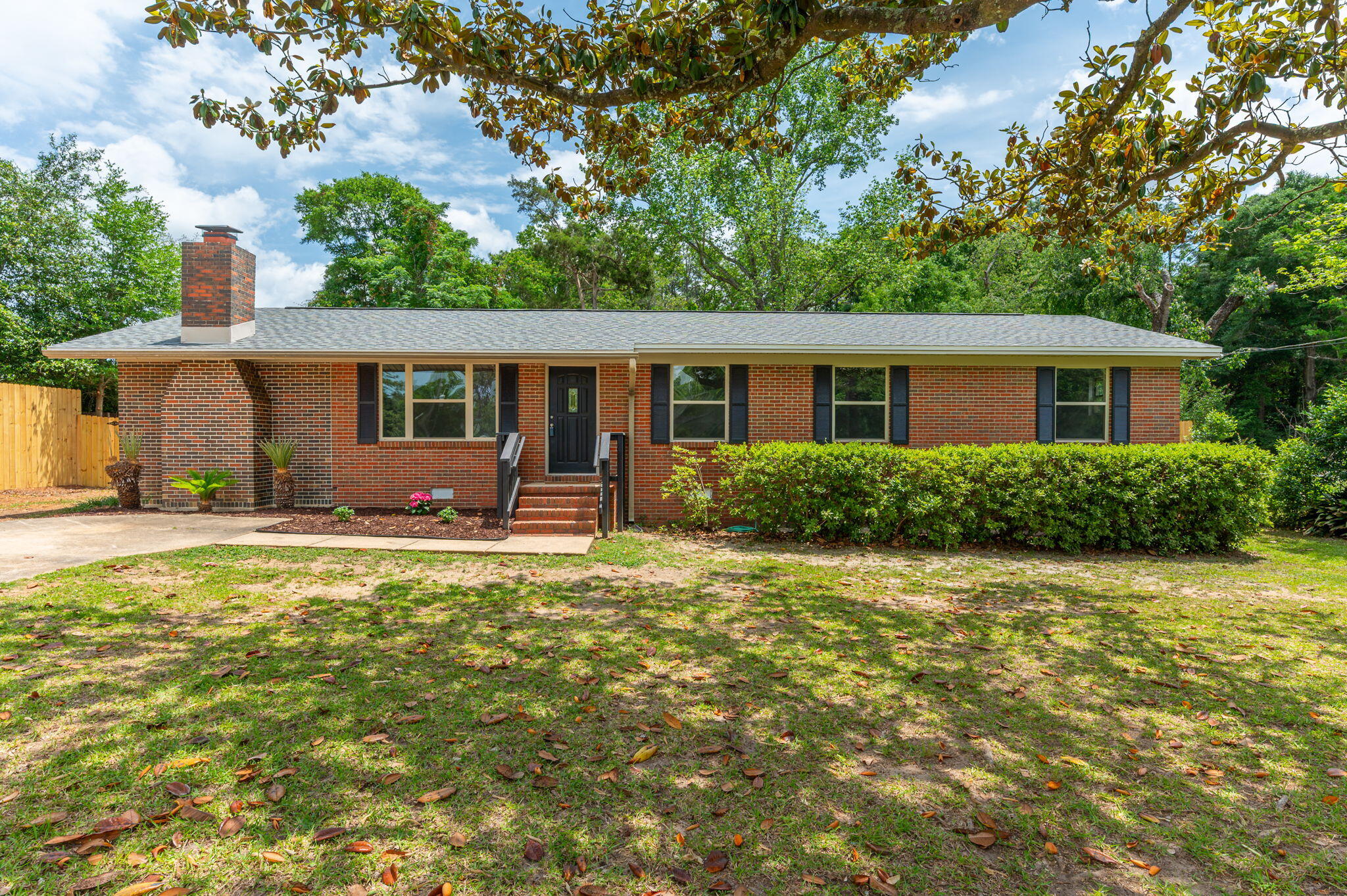 699 Ridge Lake Road
