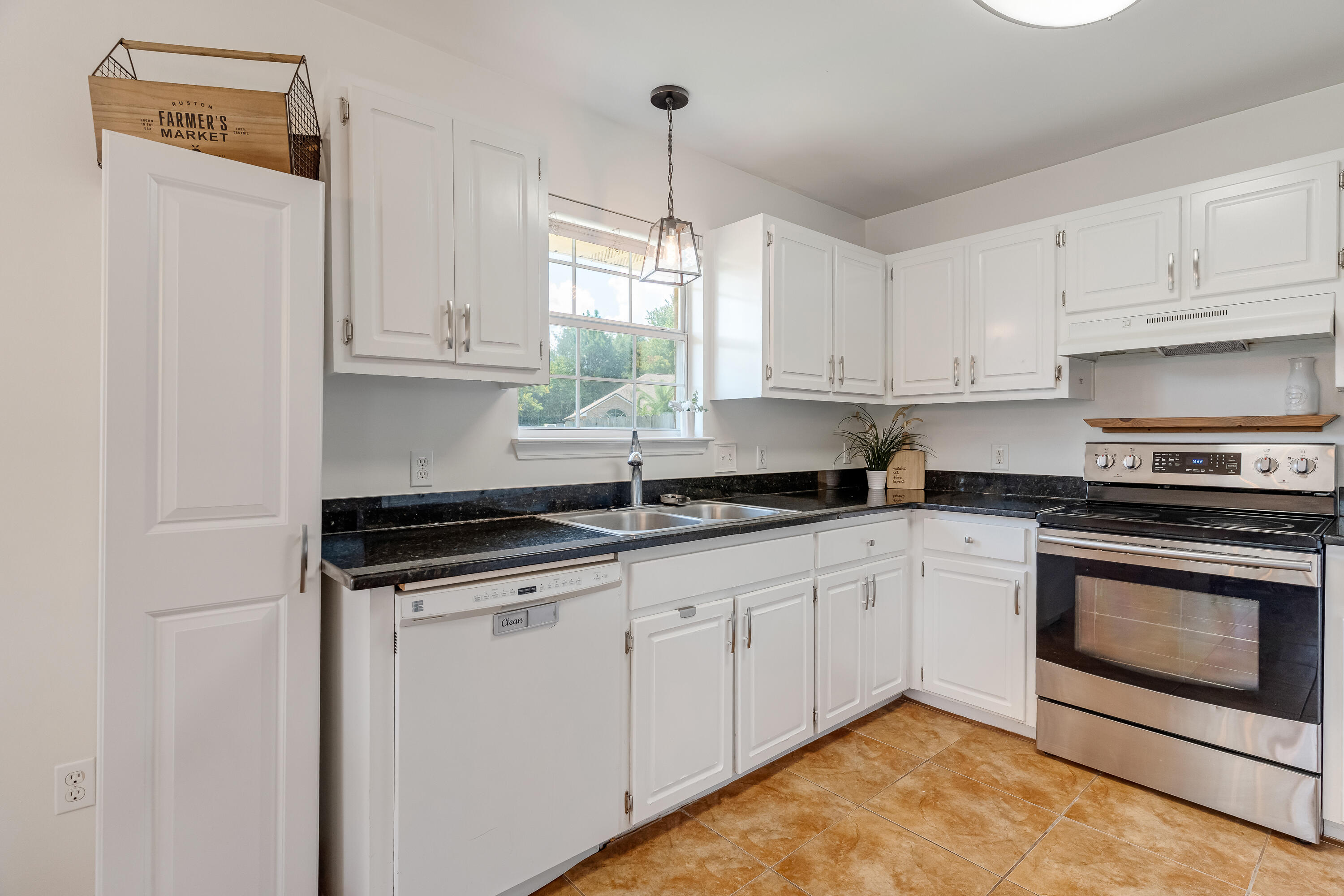 618 Risen Star Drive