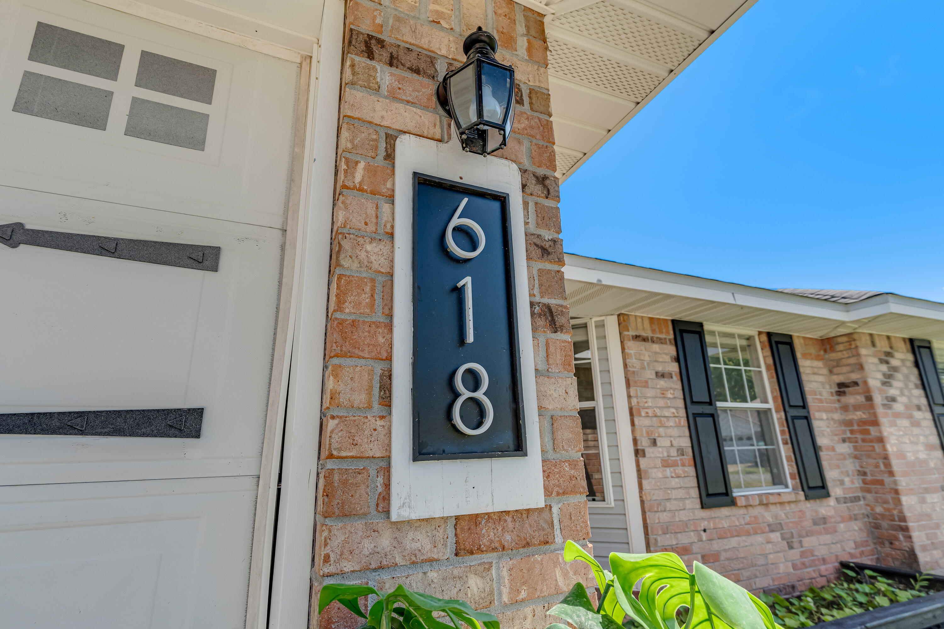 618 Risen Star Drive