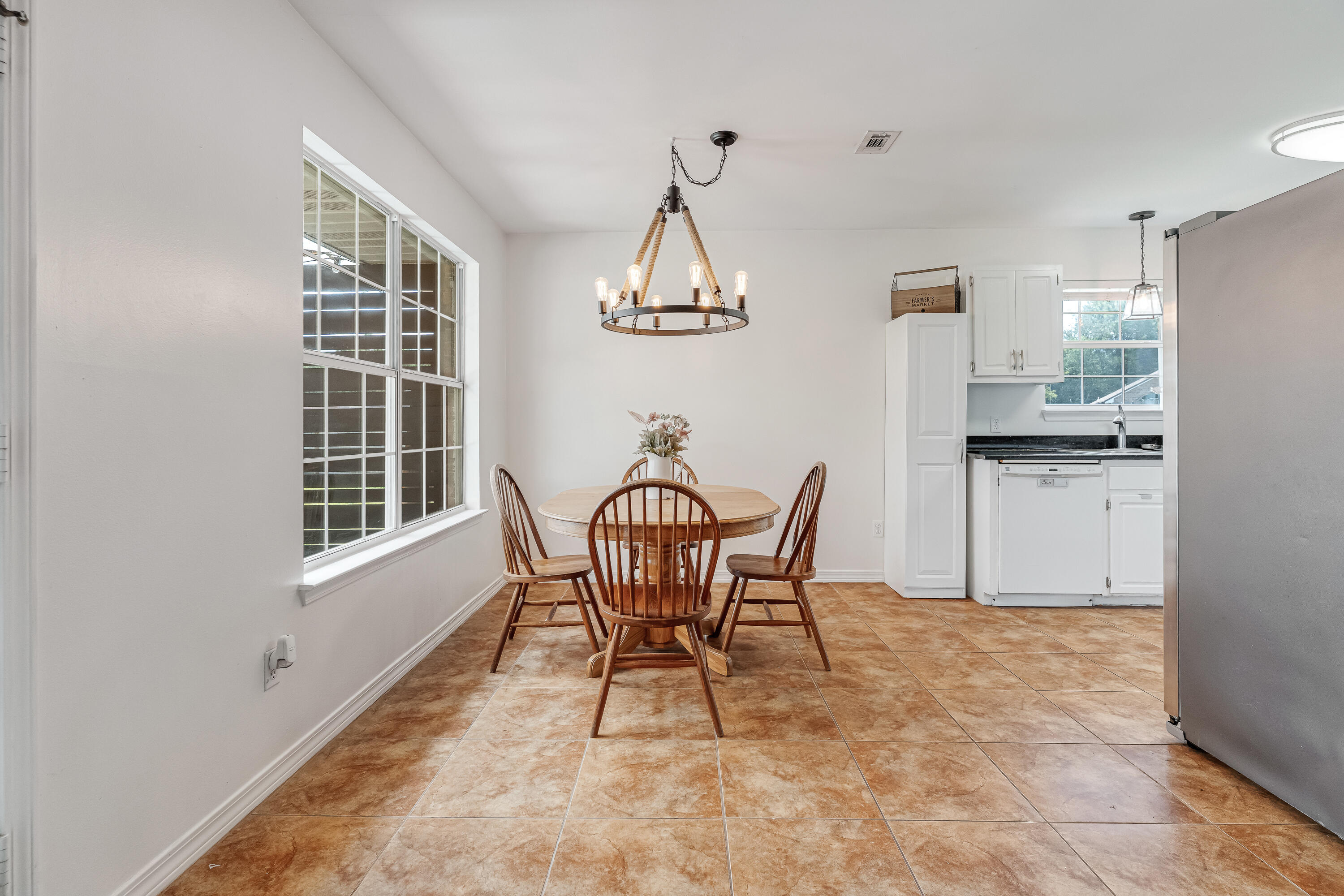 618 Risen Star Drive
