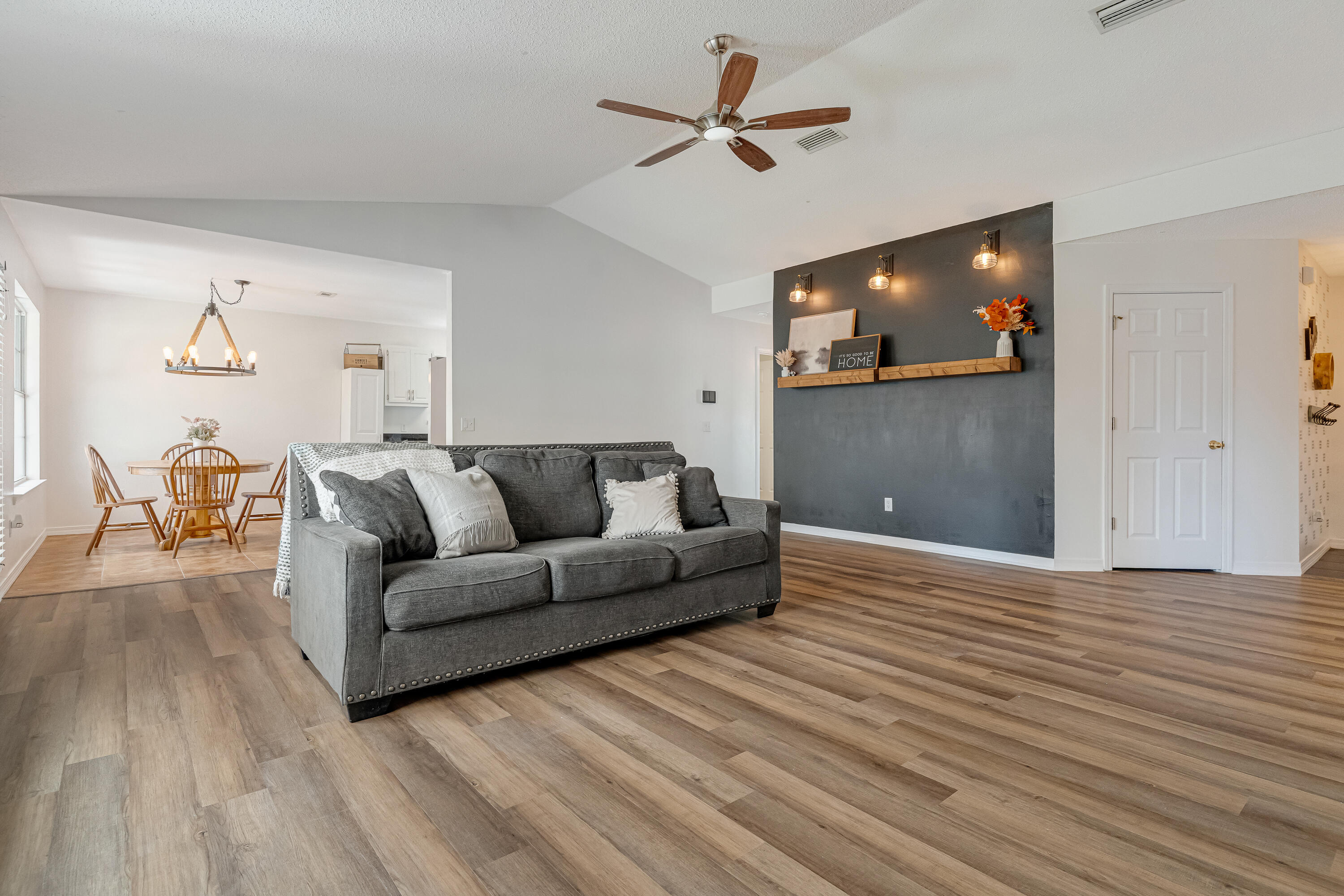 618 Risen Star Drive