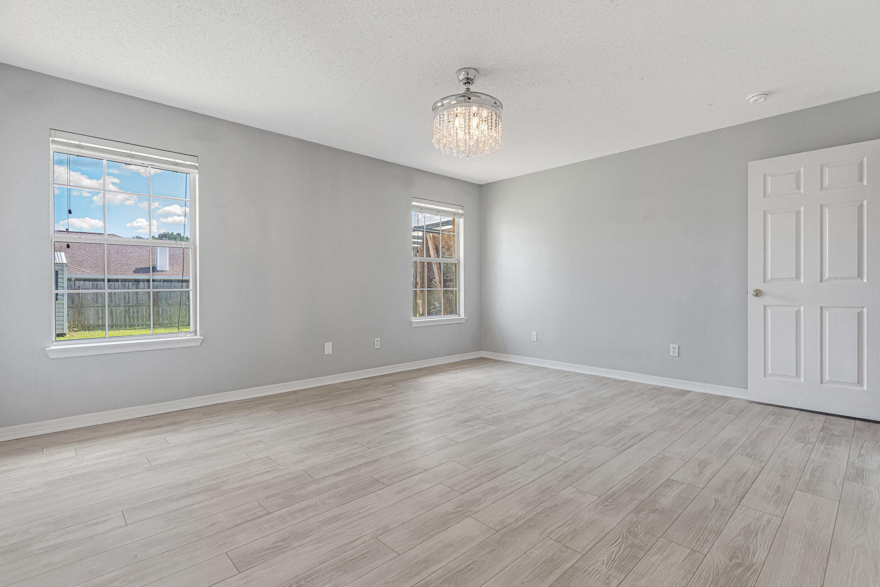 618 Risen Star Drive
