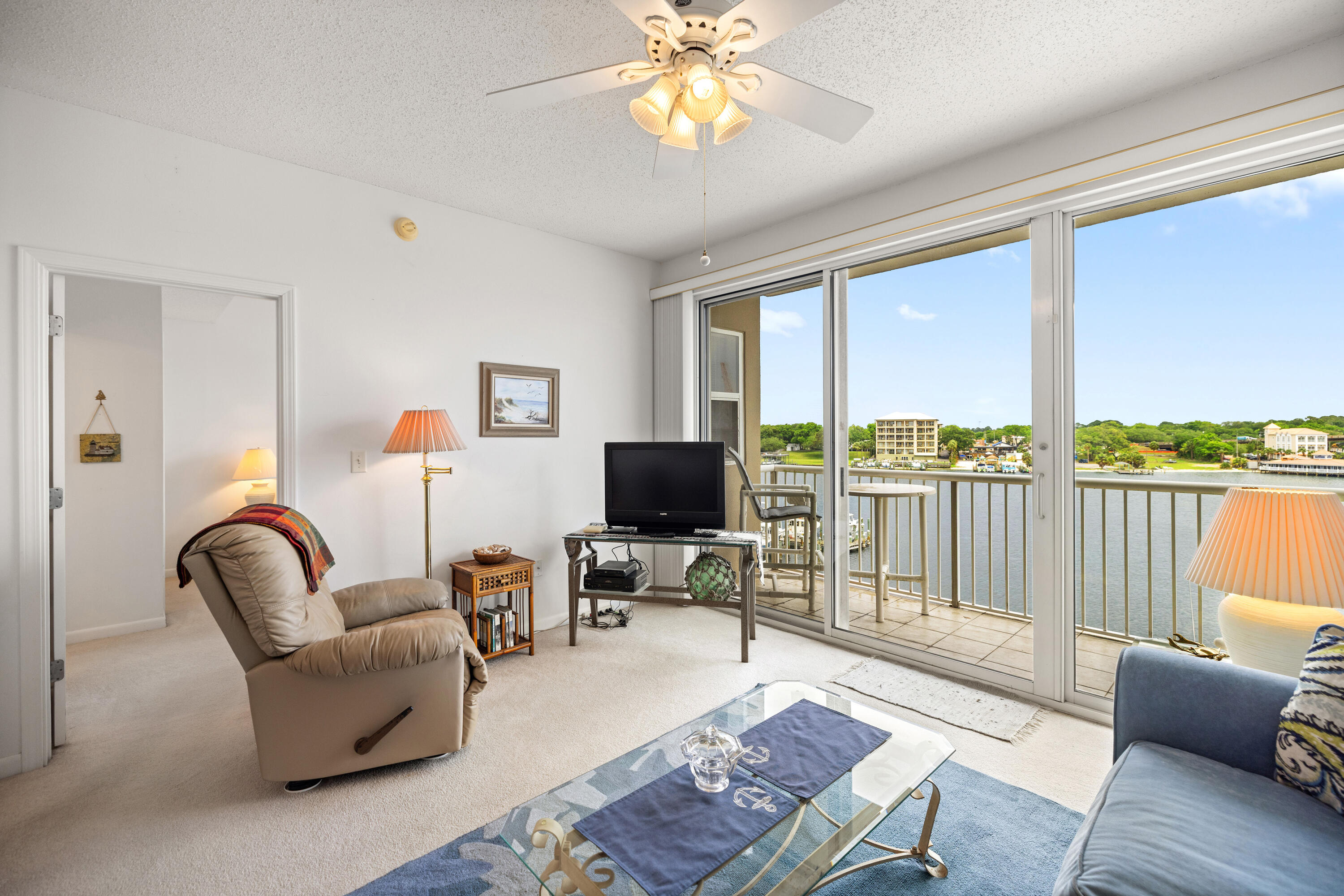 321 Bream Avenue 508