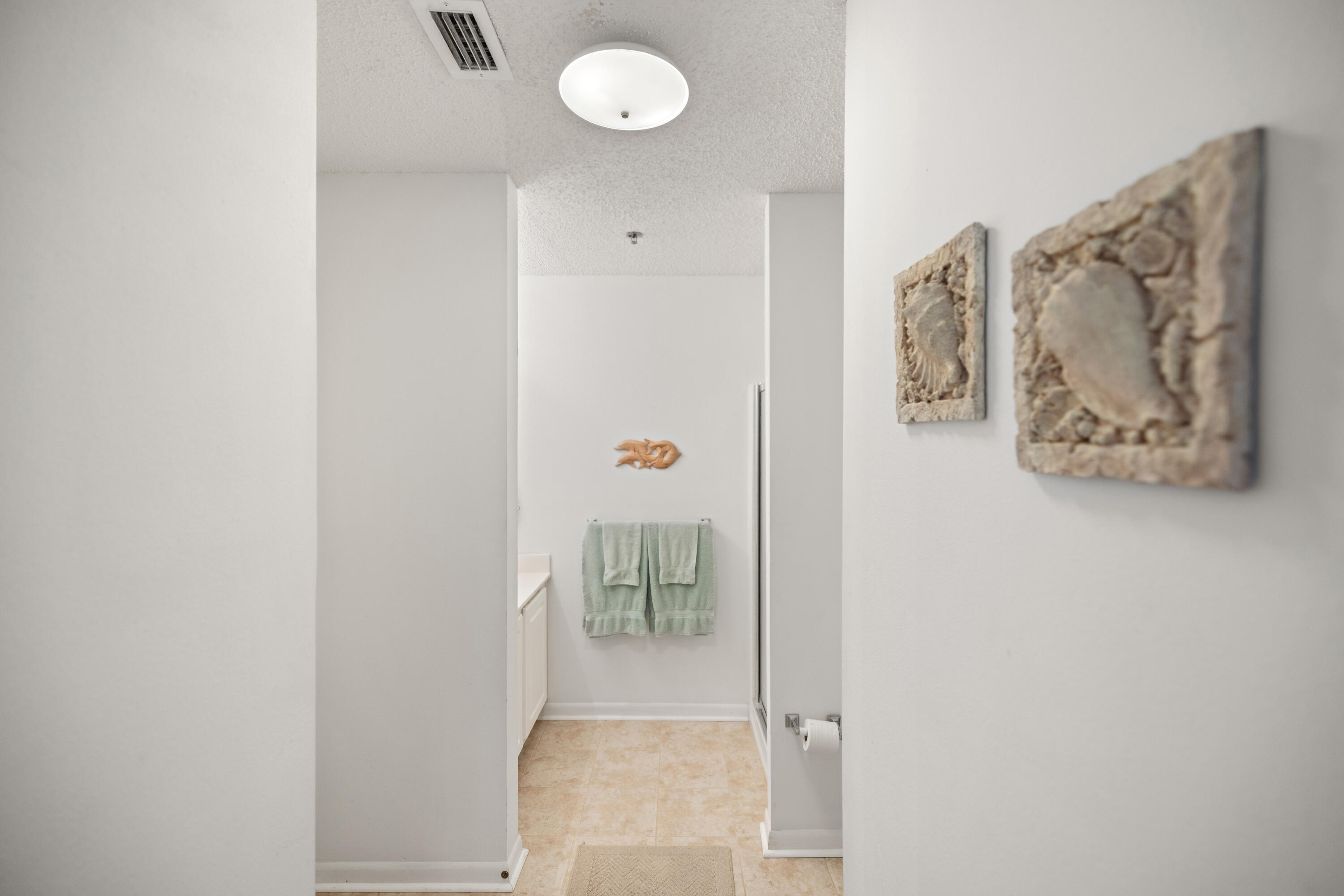321 Bream Avenue 508