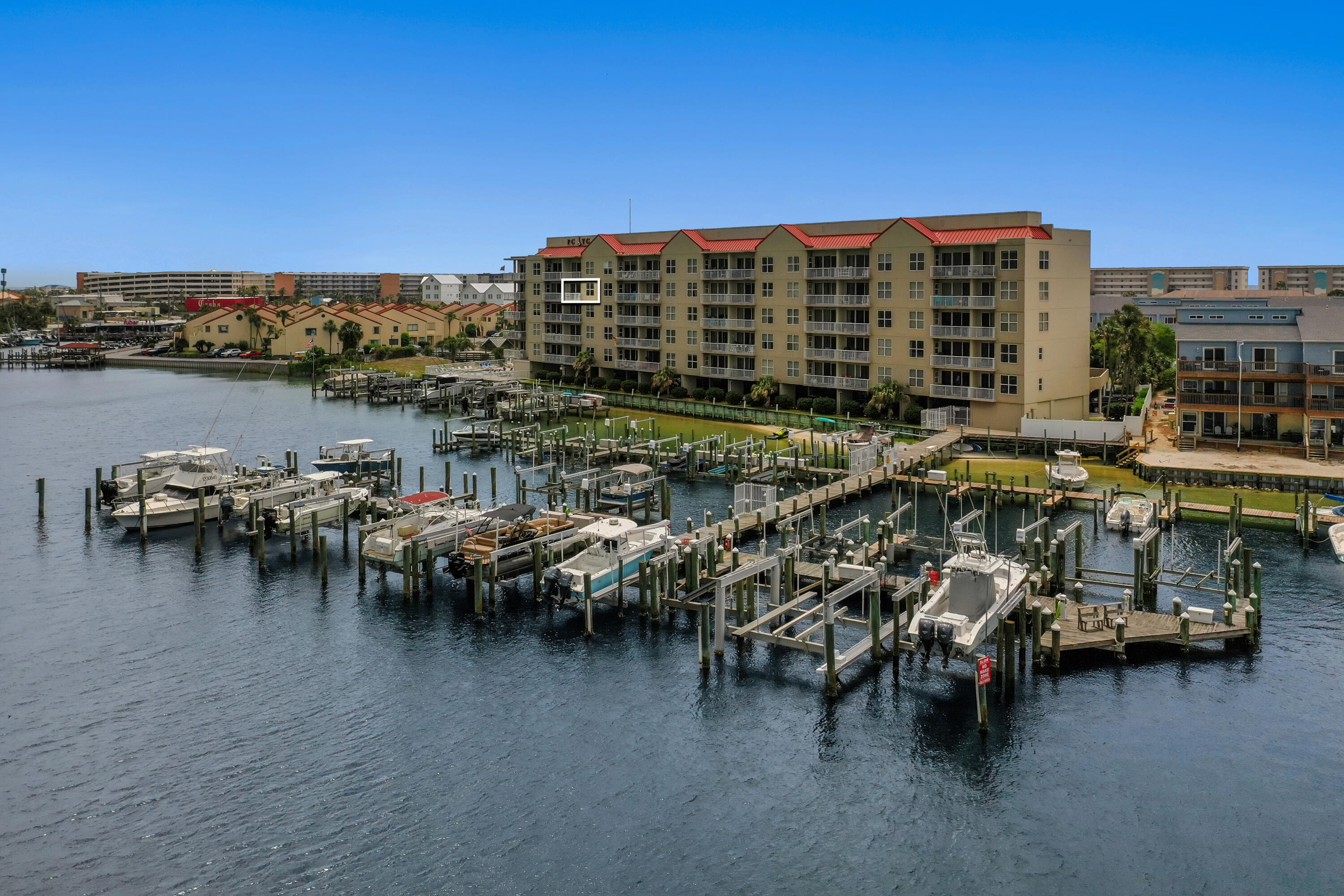 321 Bream Avenue 508