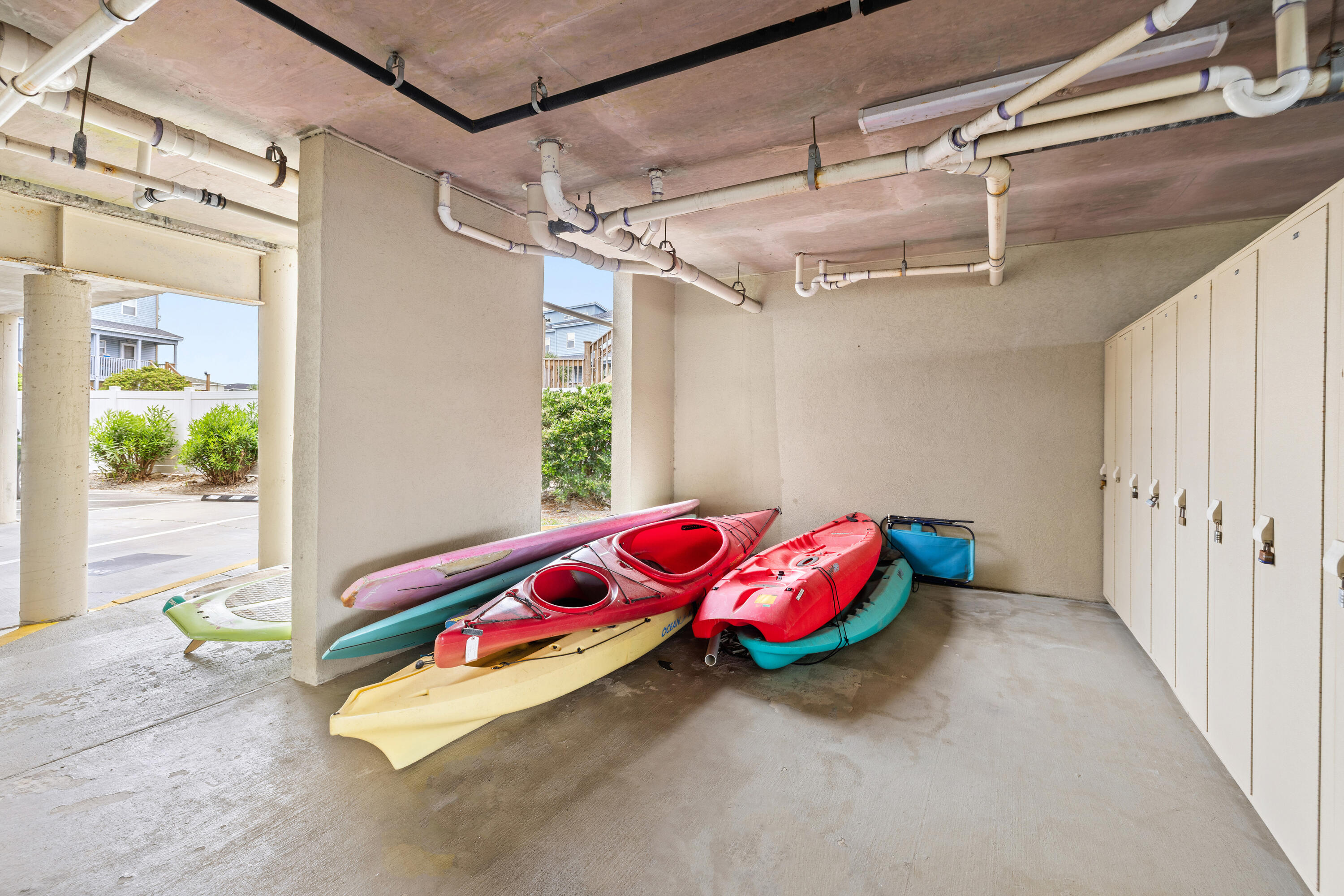 321 Bream Avenue 508