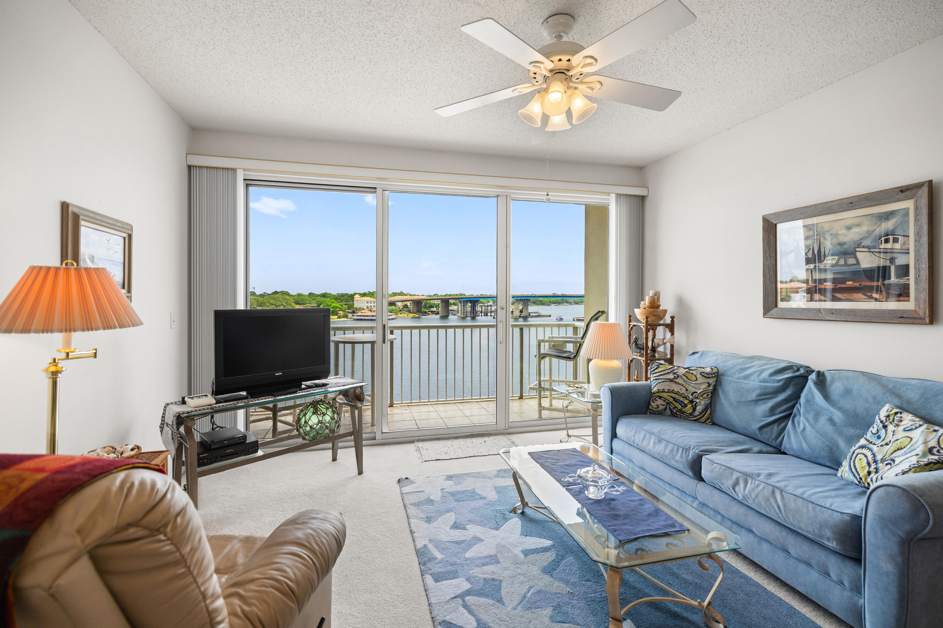 321 Bream Avenue 508