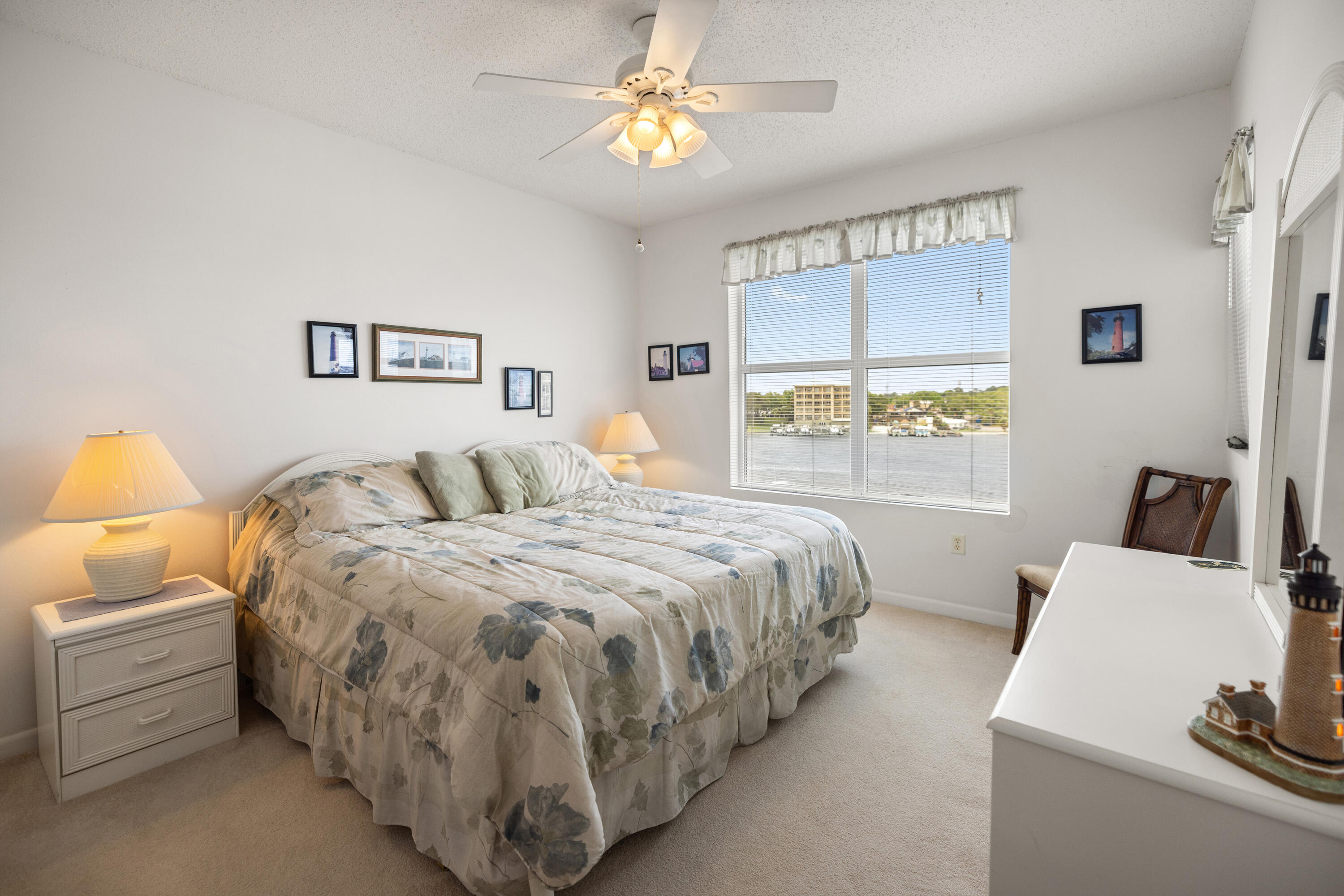 321 Bream Avenue 508
