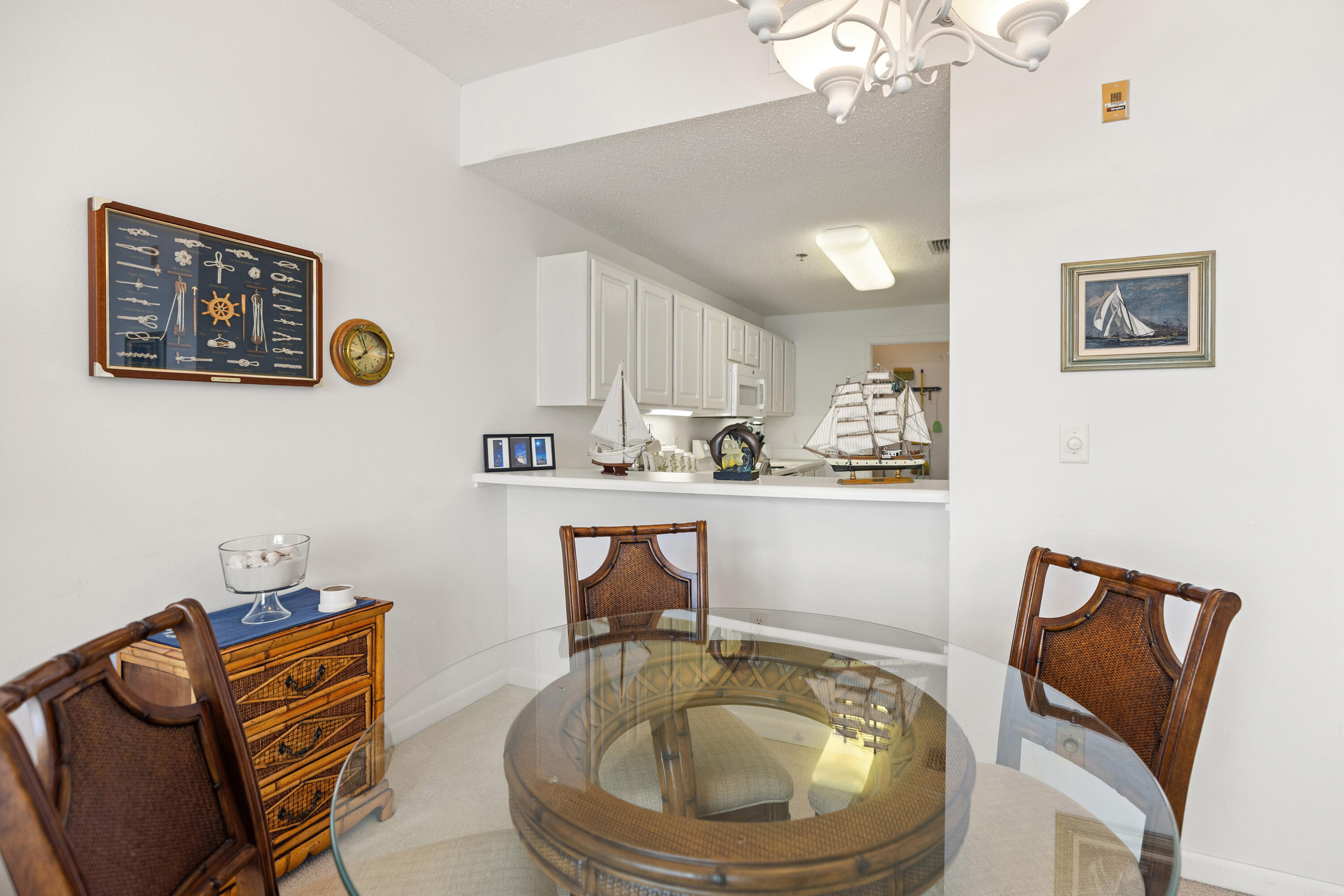 321 Bream Avenue 508