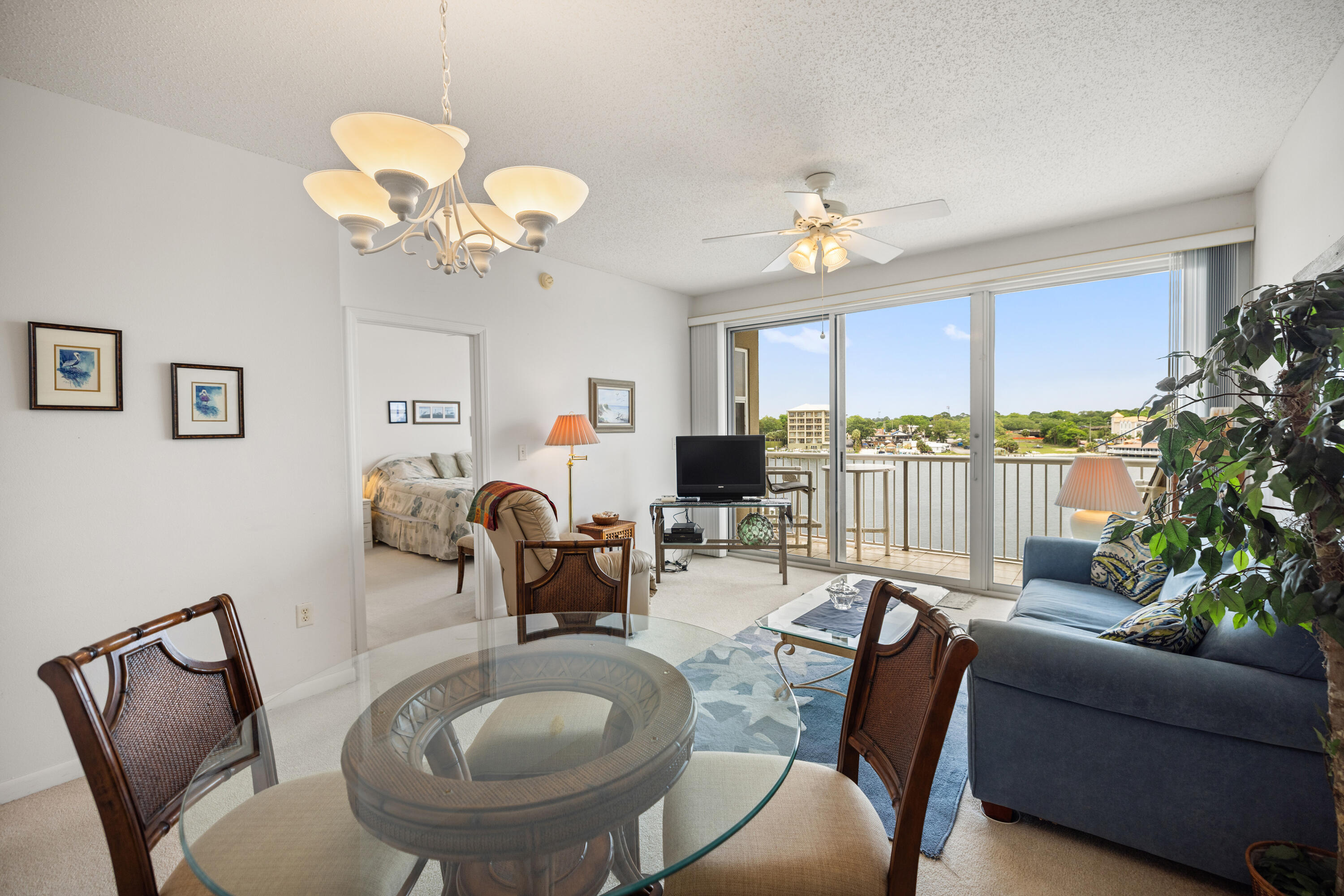321 Bream Avenue 508