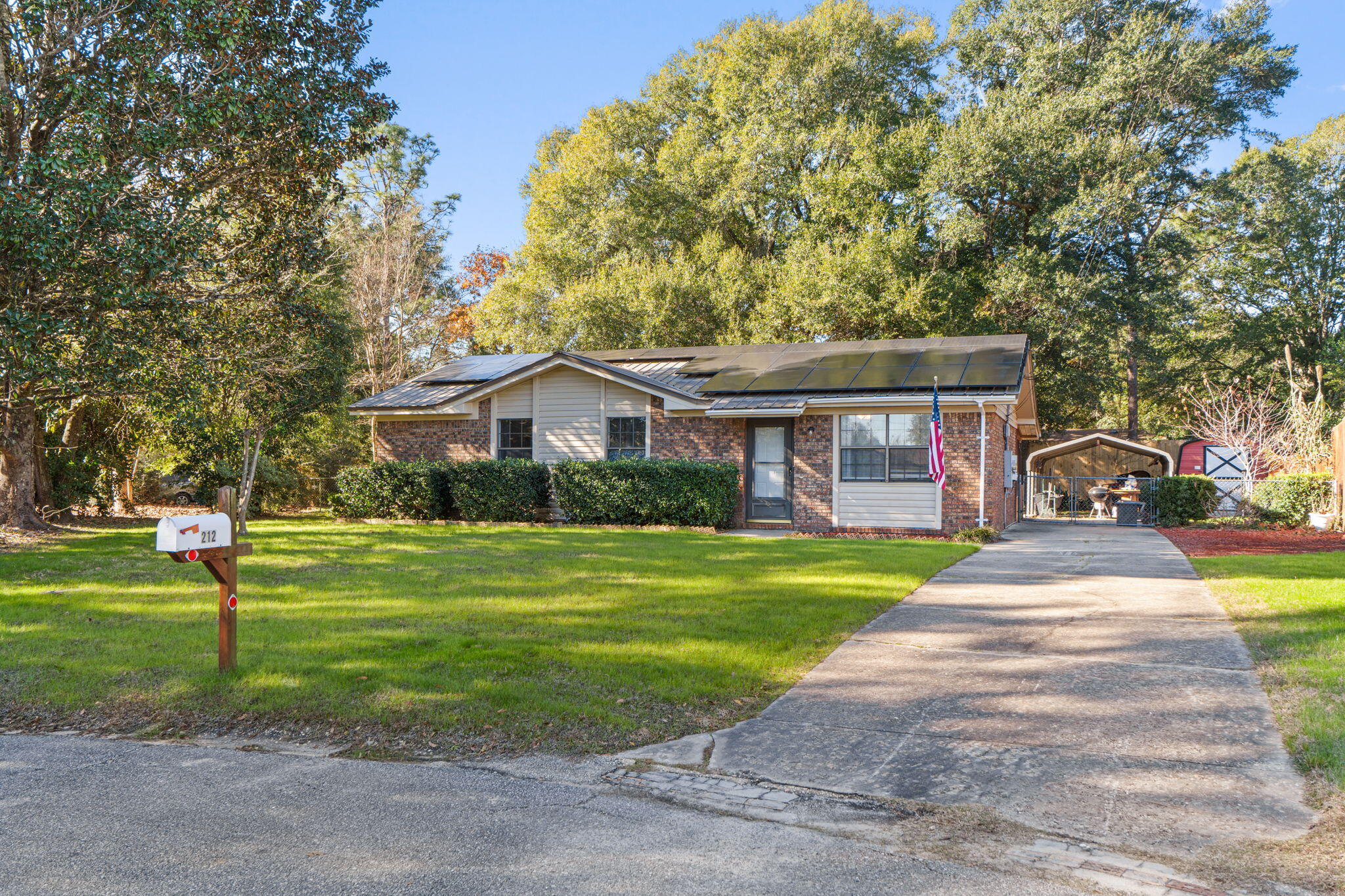 212 Aza Place