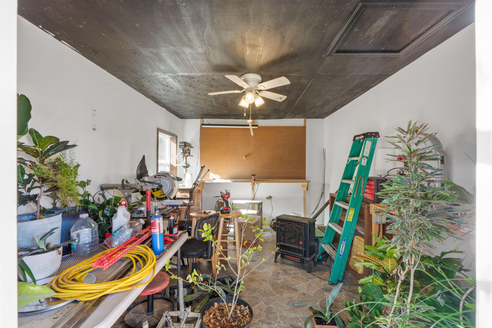 212 Aza Place