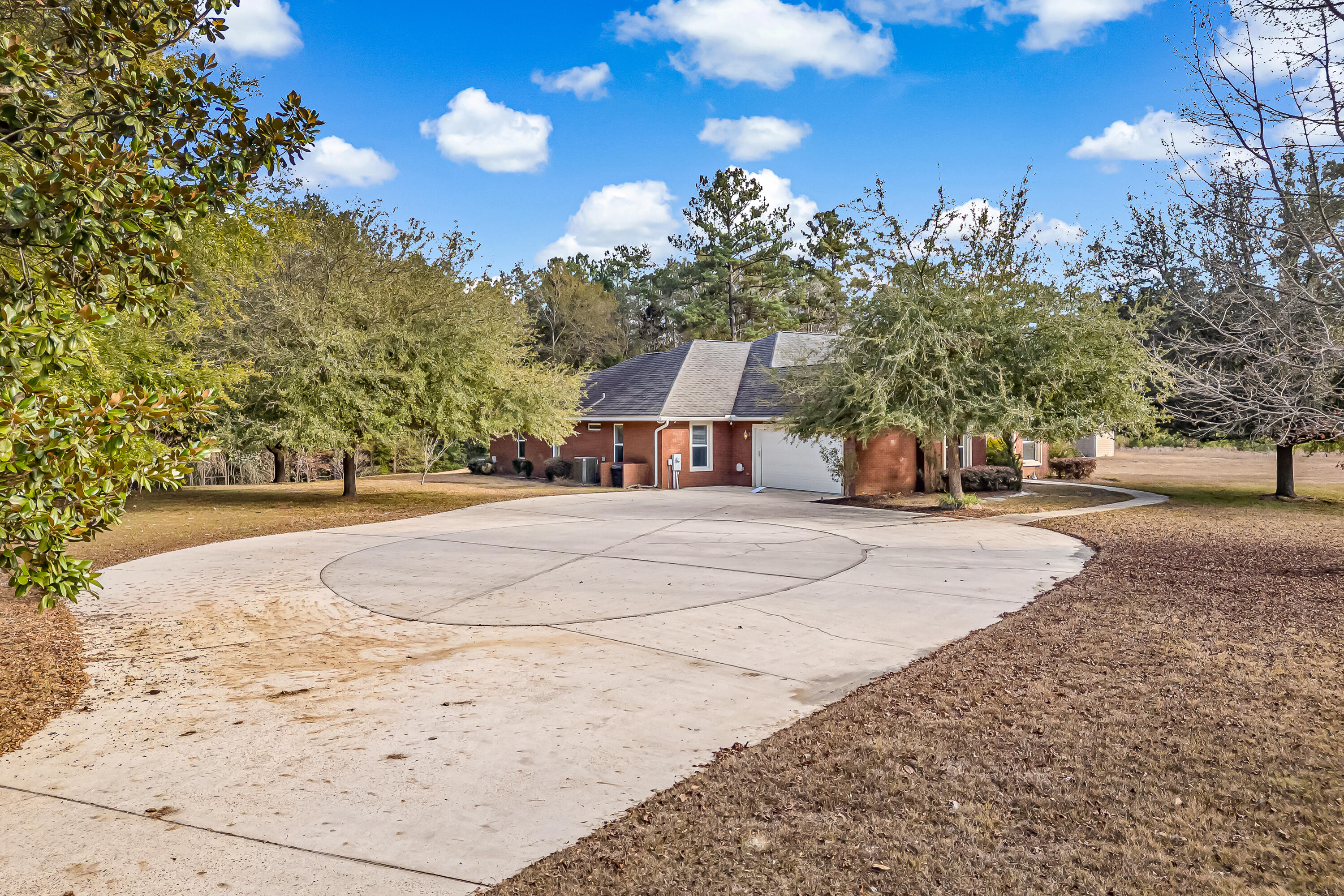 90 Platt Road, DeFuniak Springs