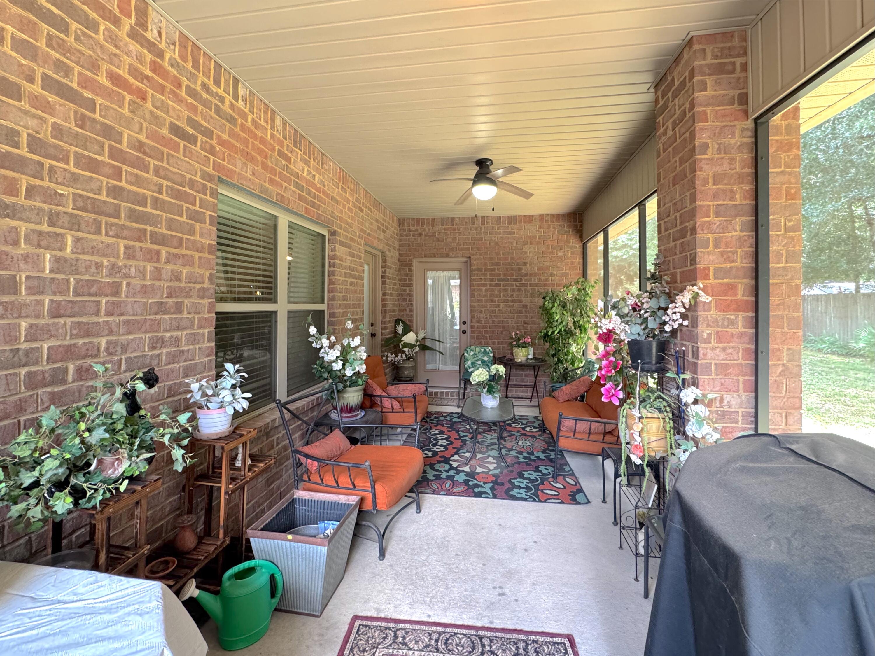 223 Paradise Palm Circle