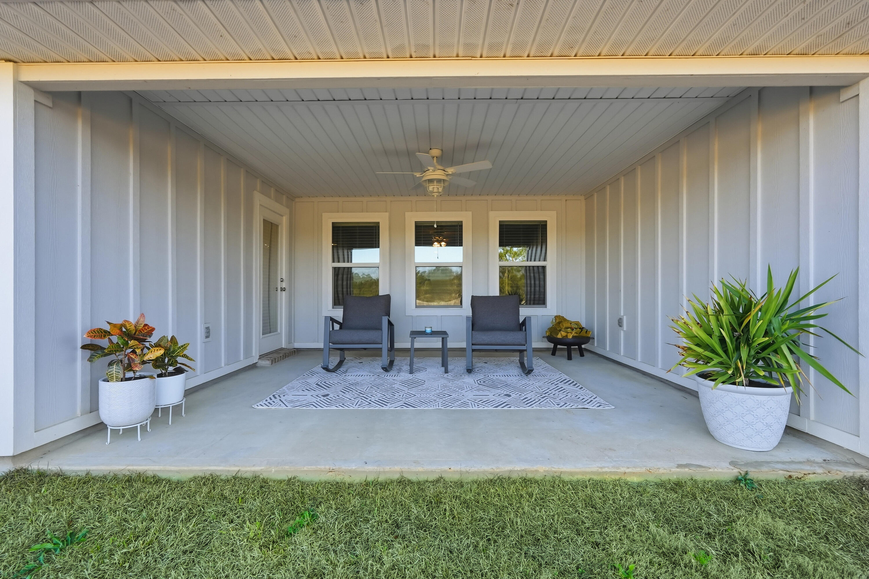 832 Otto Loop