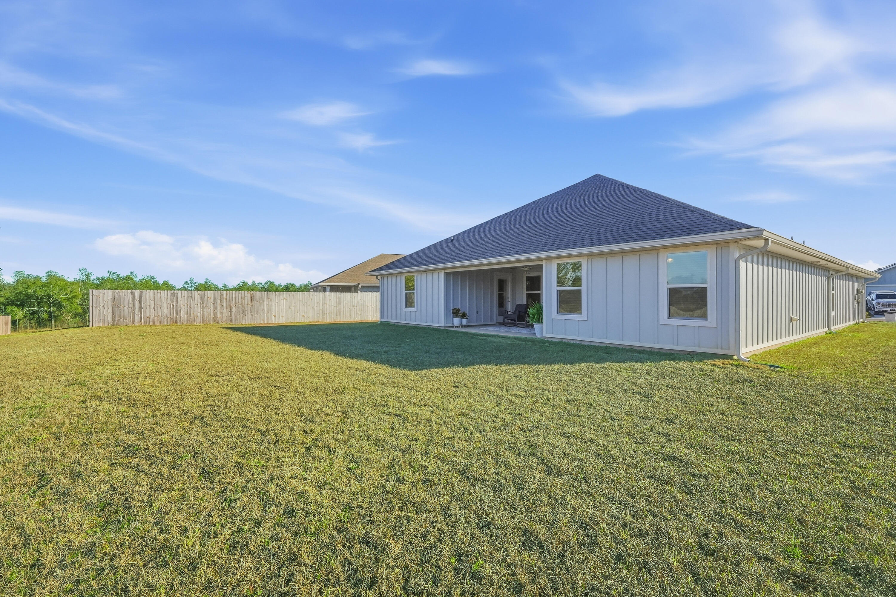 832 Otto Loop