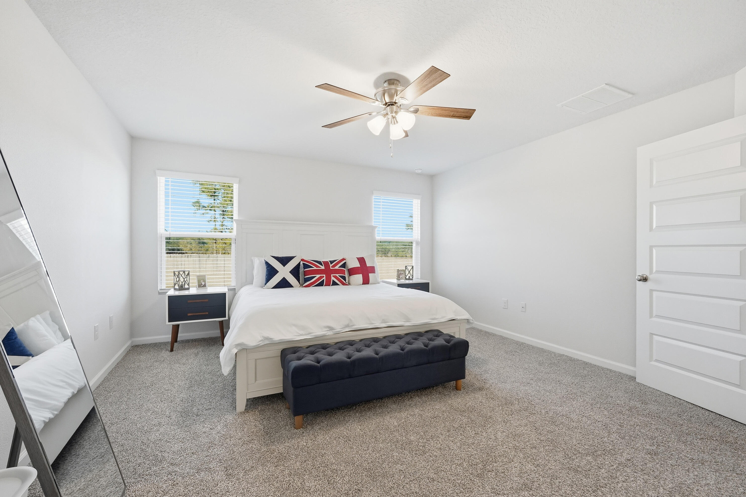 832 Otto Loop