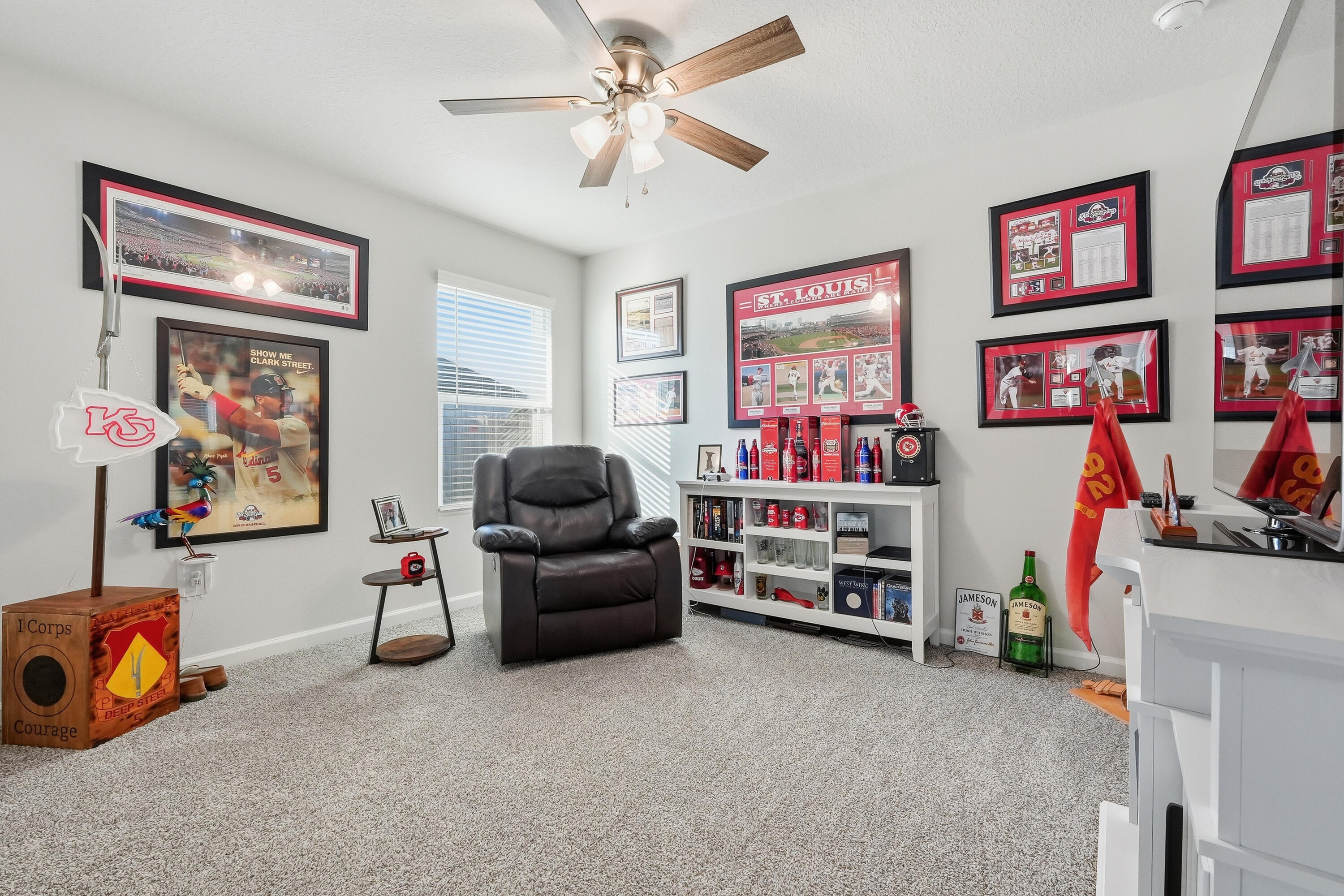 832 Otto Loop