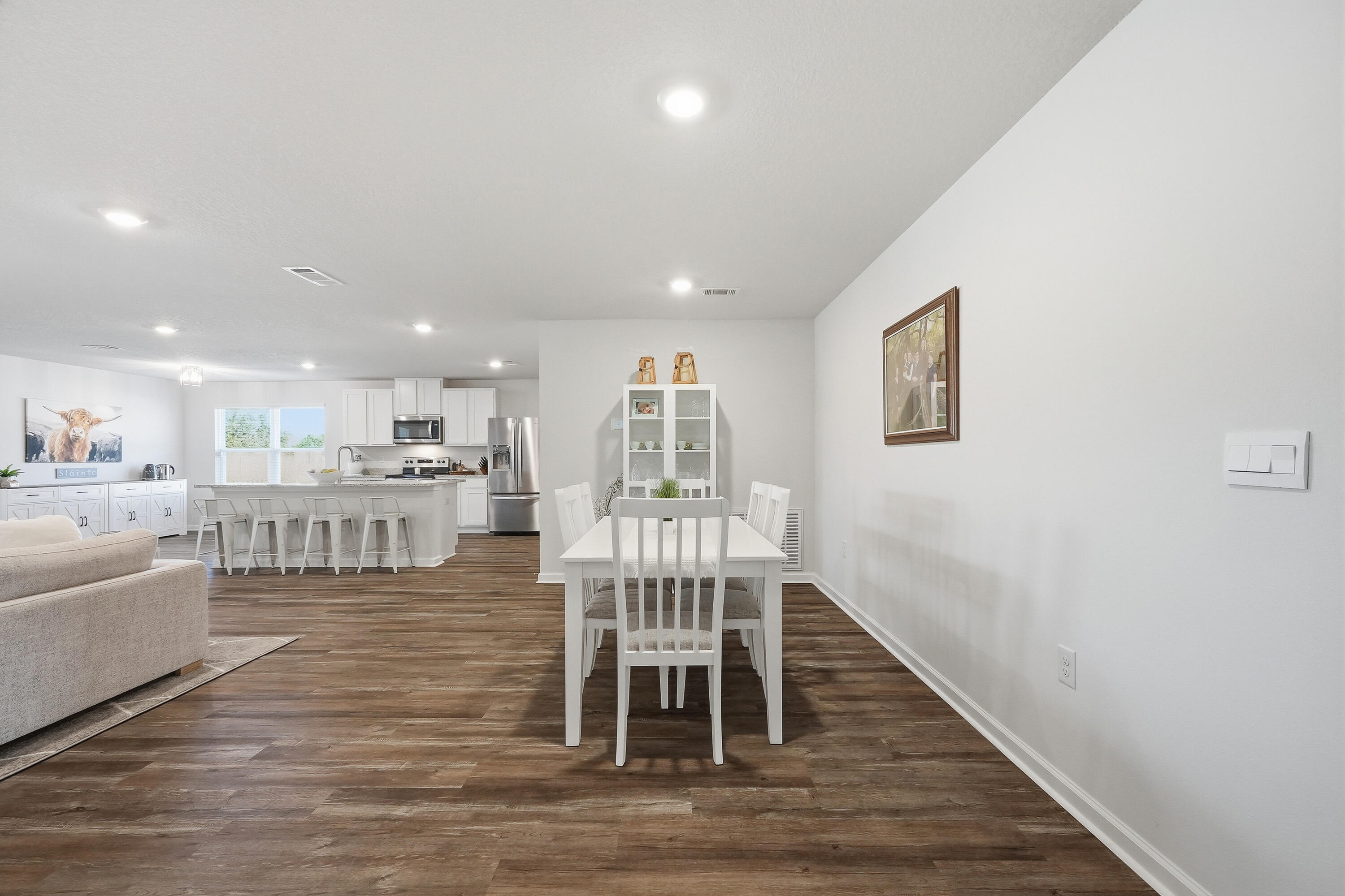832 Otto Loop