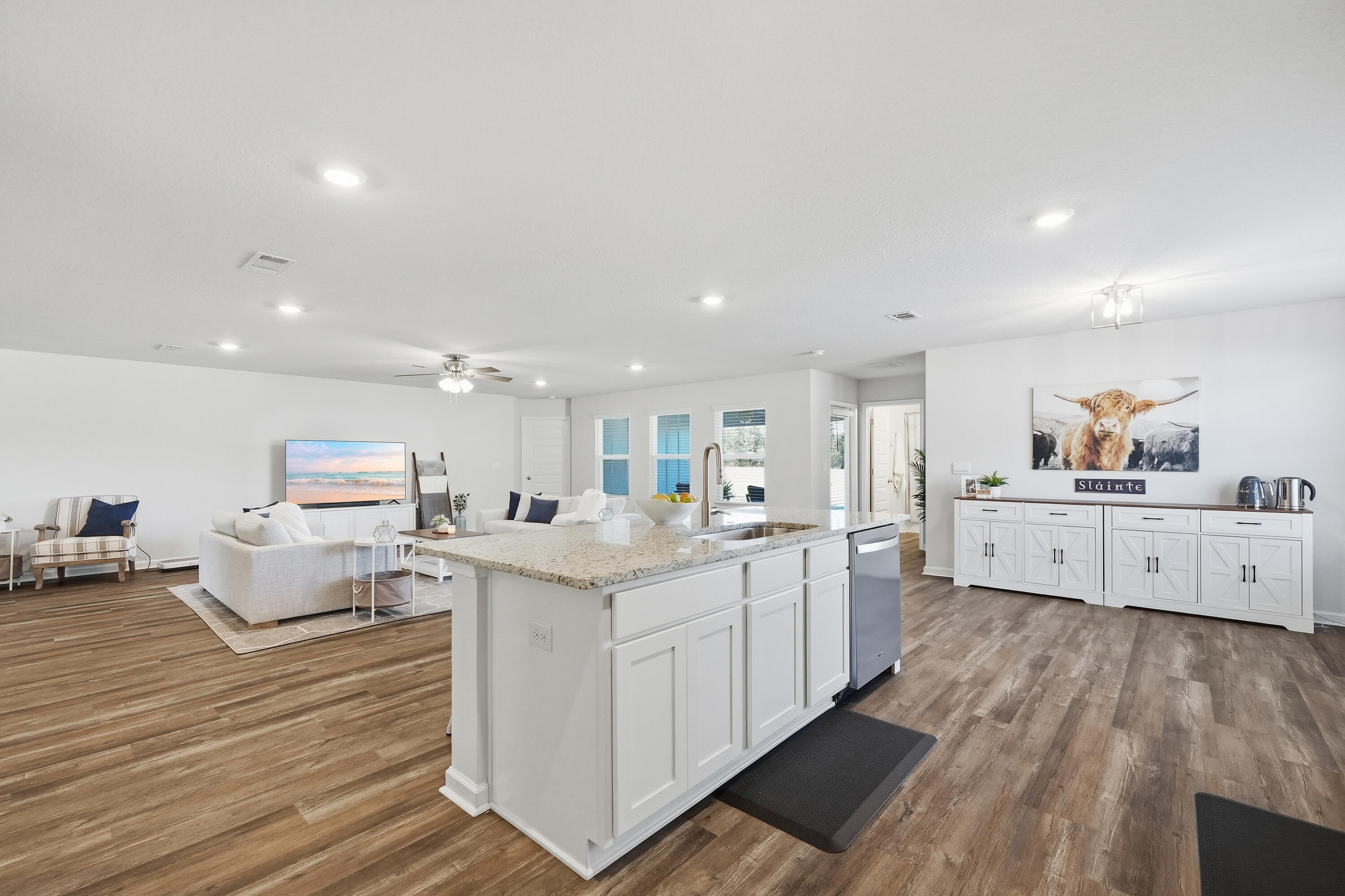 832 Otto Loop