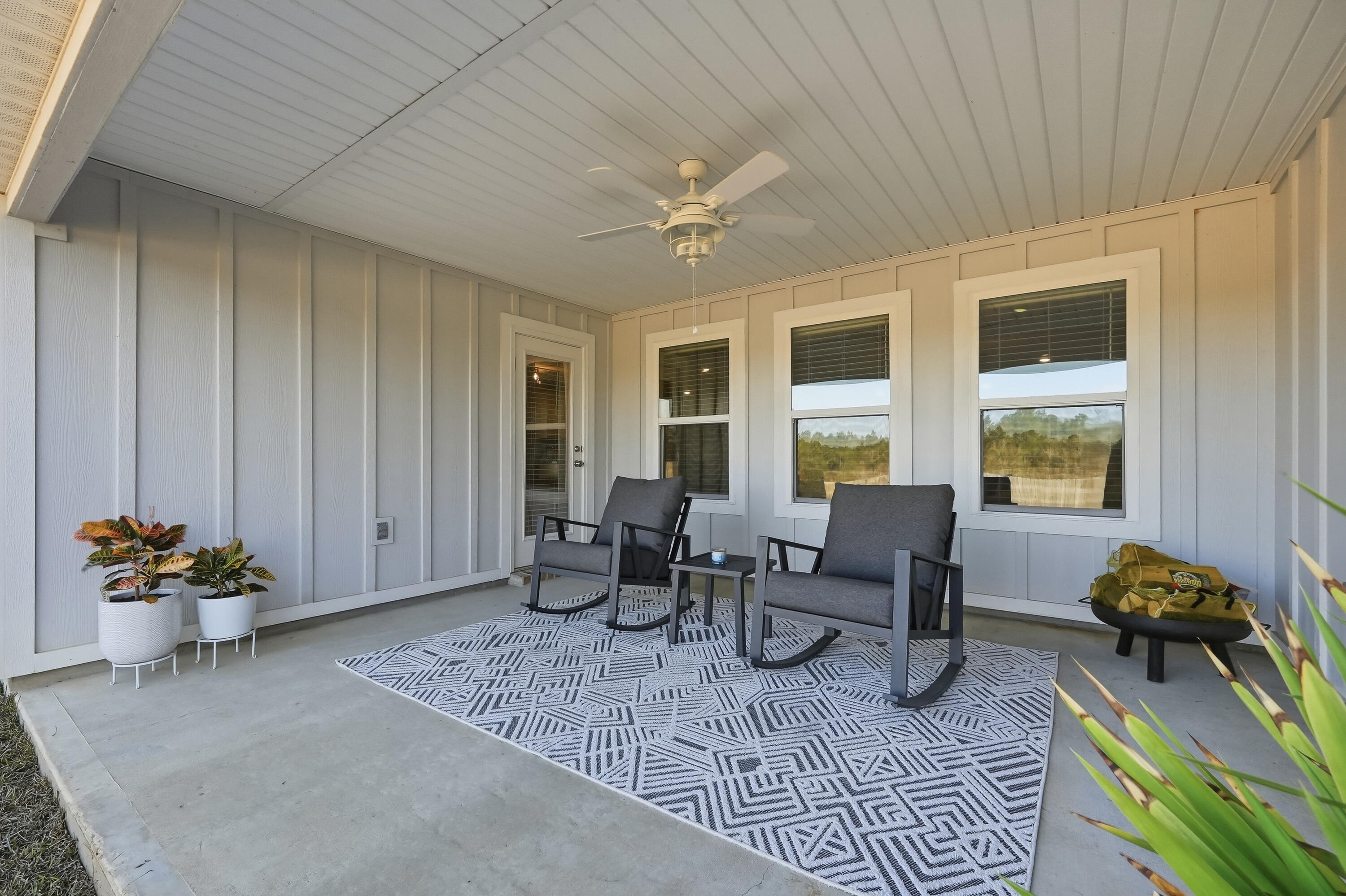 832 Otto Loop