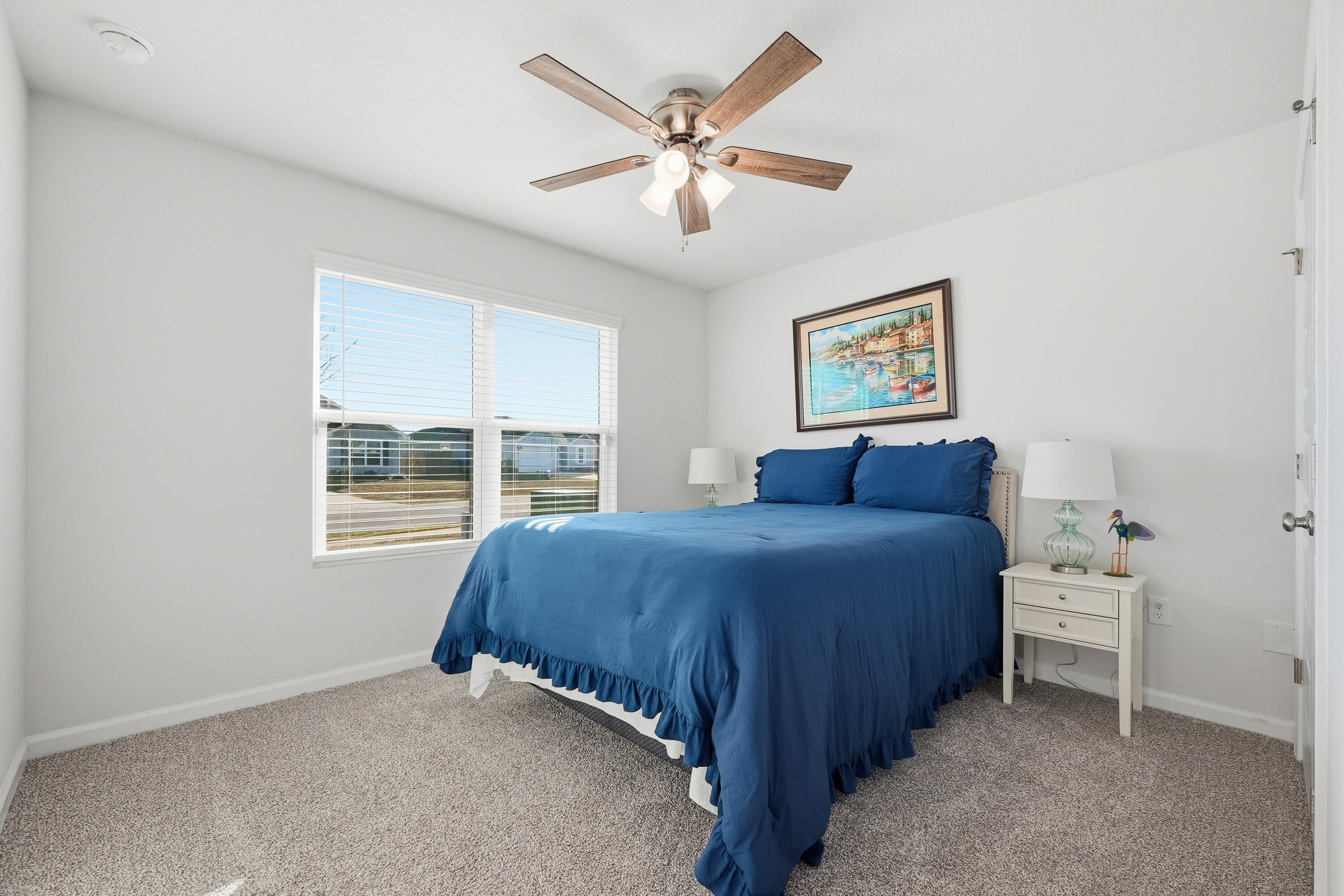 832 Otto Loop