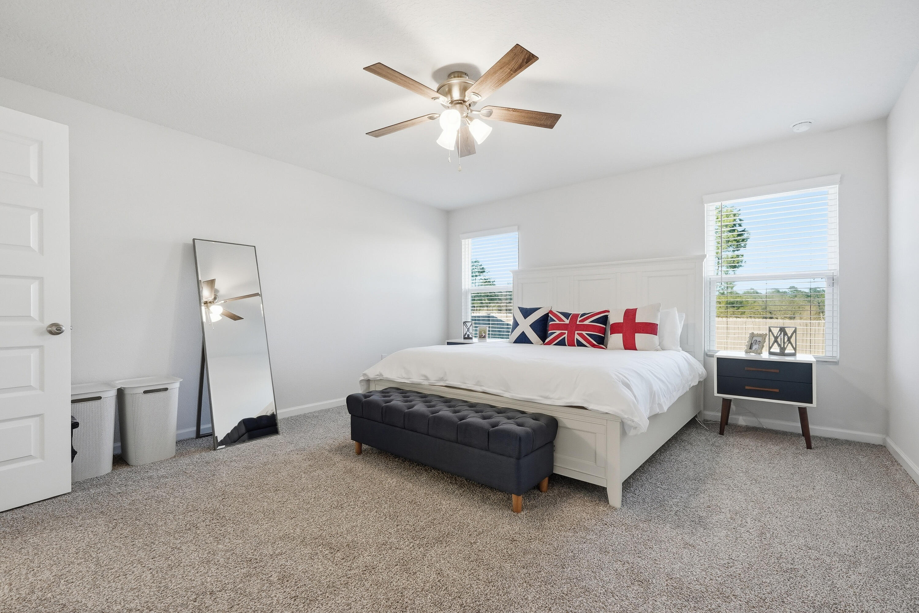 832 Otto Loop