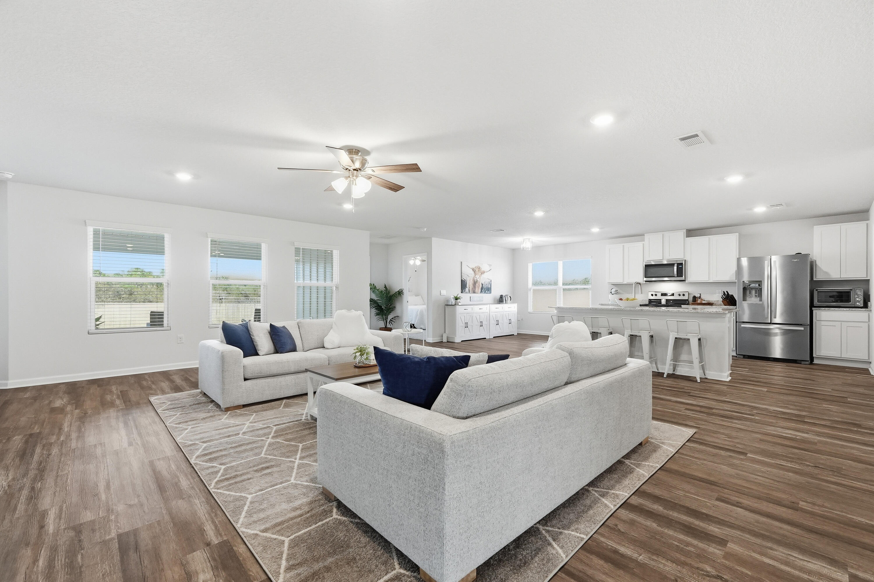 832 Otto Loop