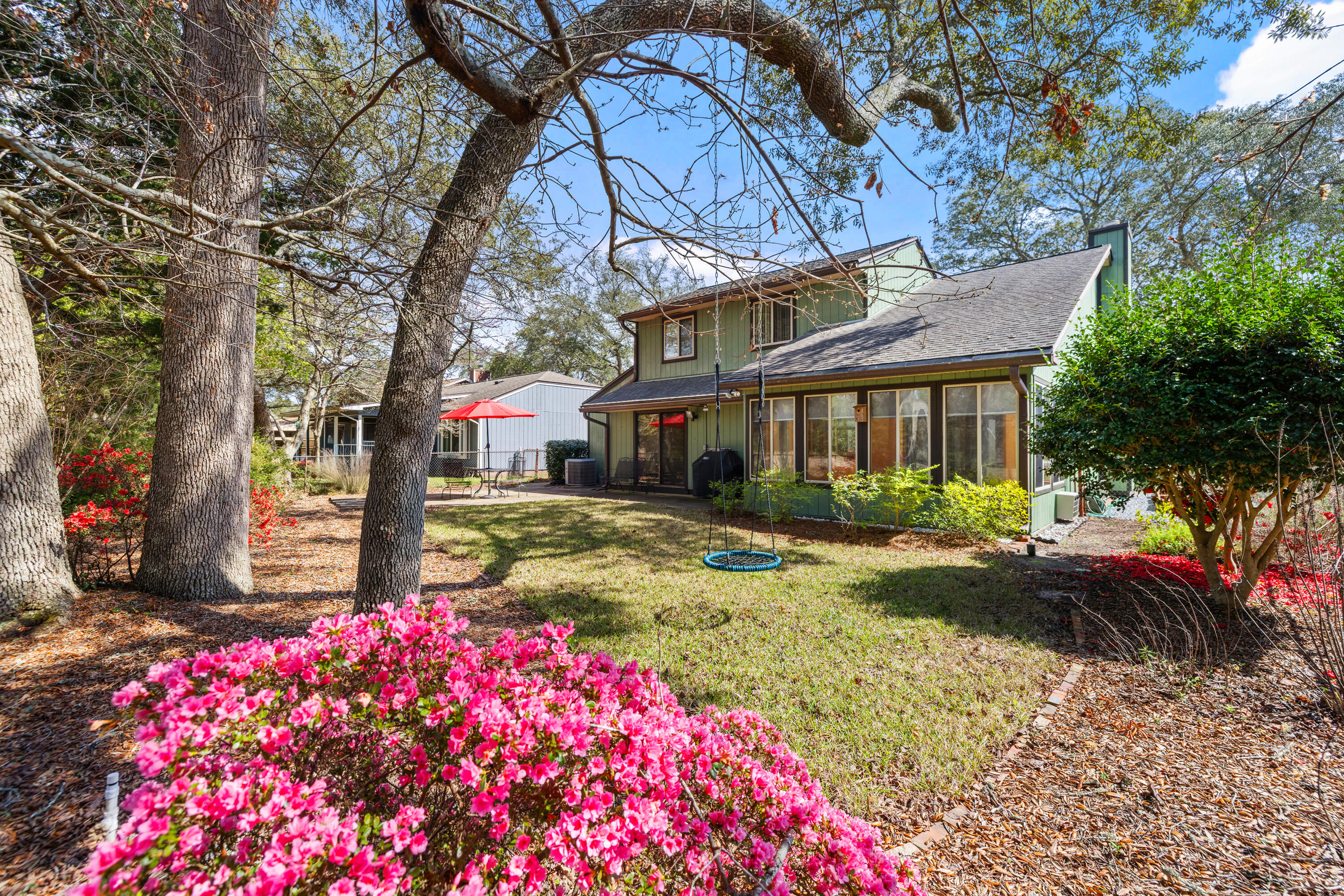 307 Evergreen Avenue