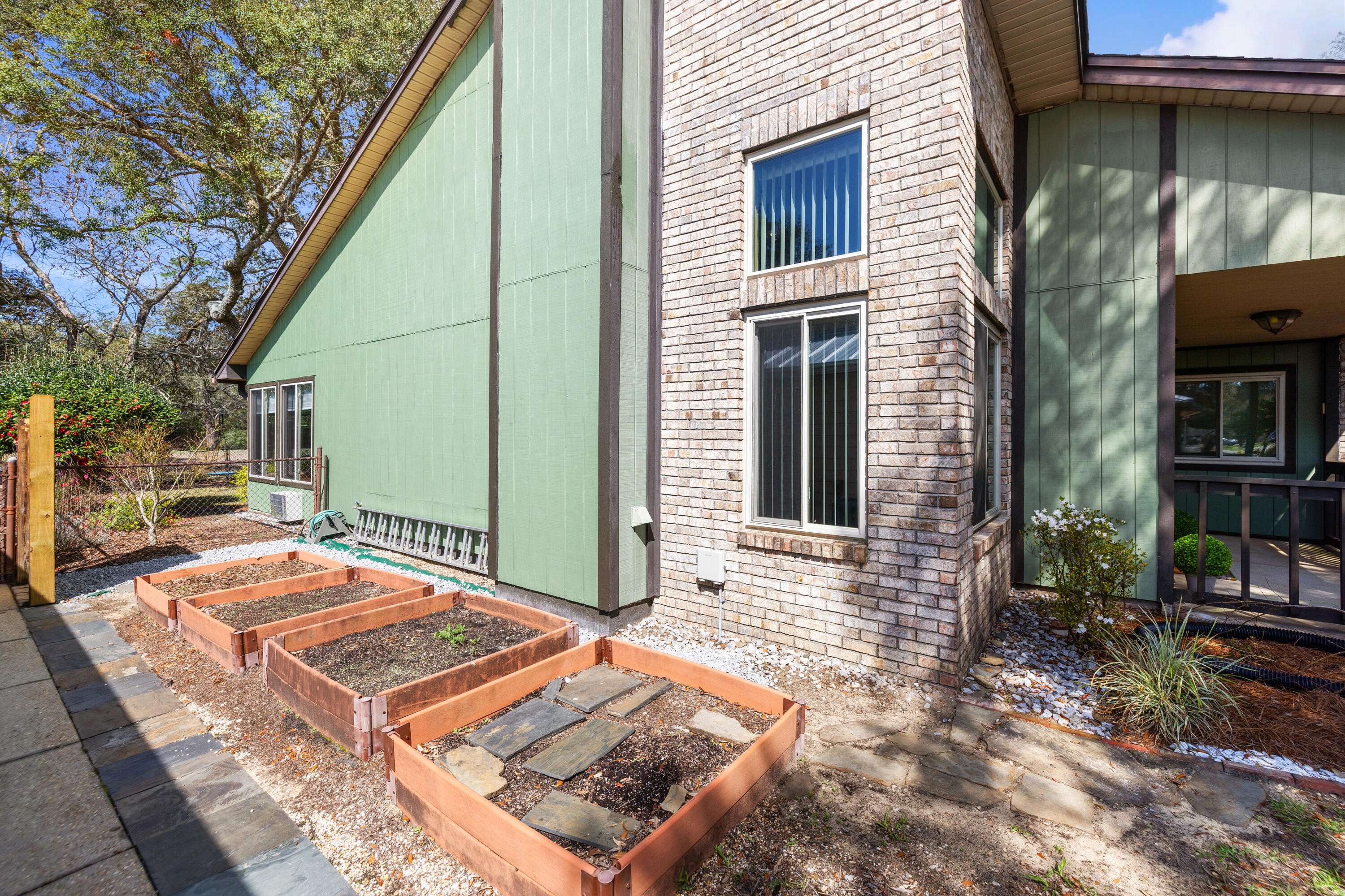 307 Evergreen Avenue