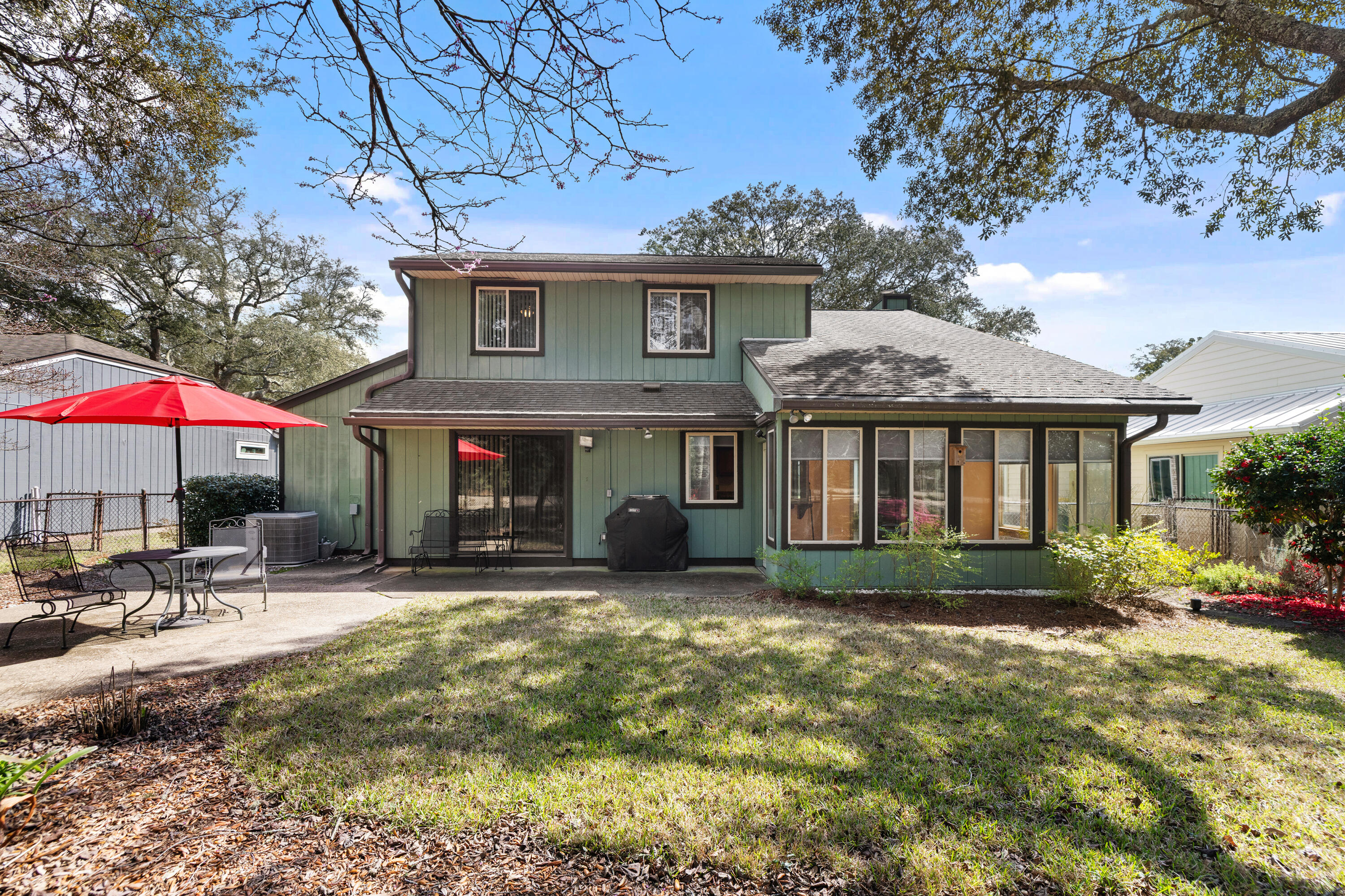 307 Evergreen Avenue