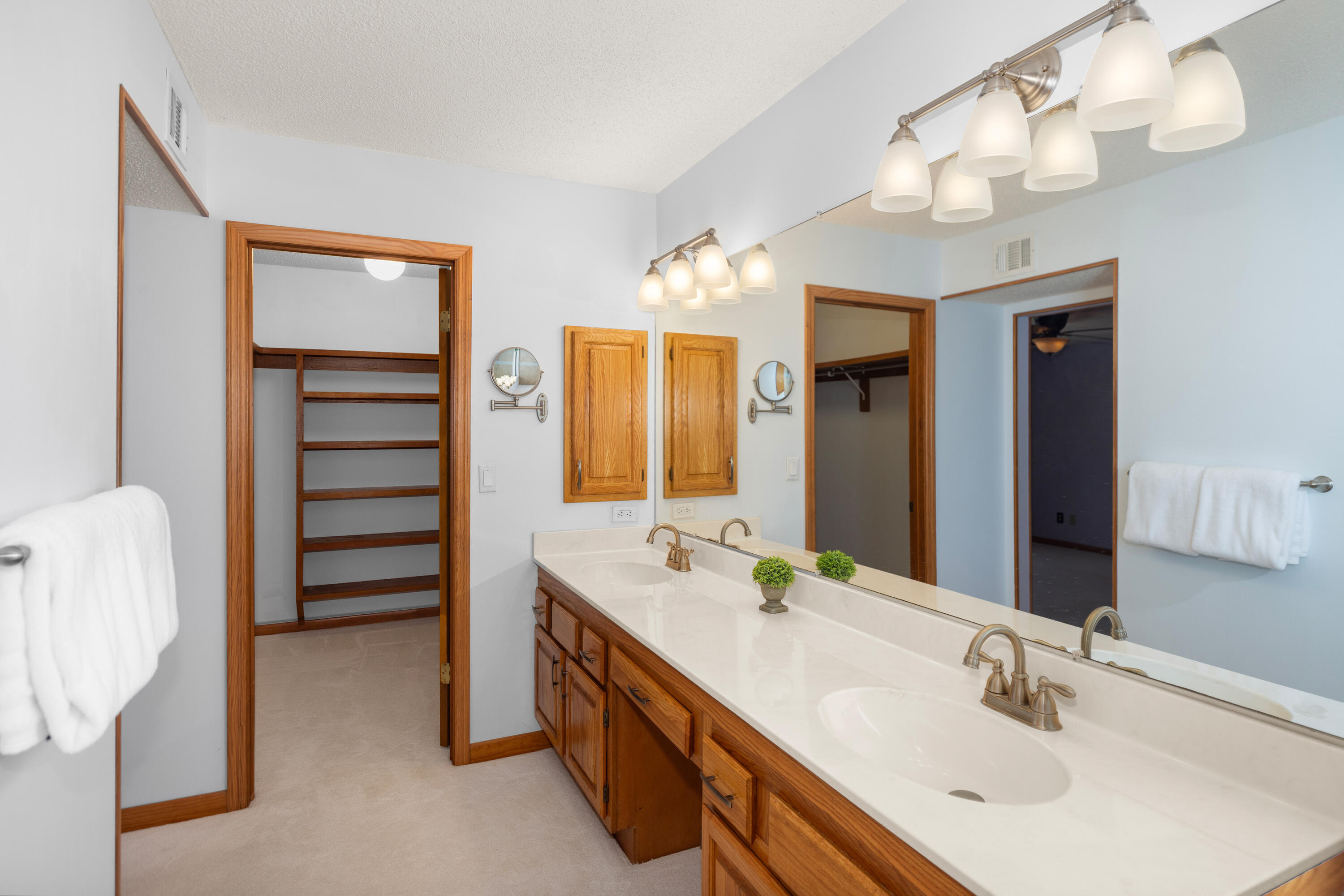 307 Evergreen Avenue