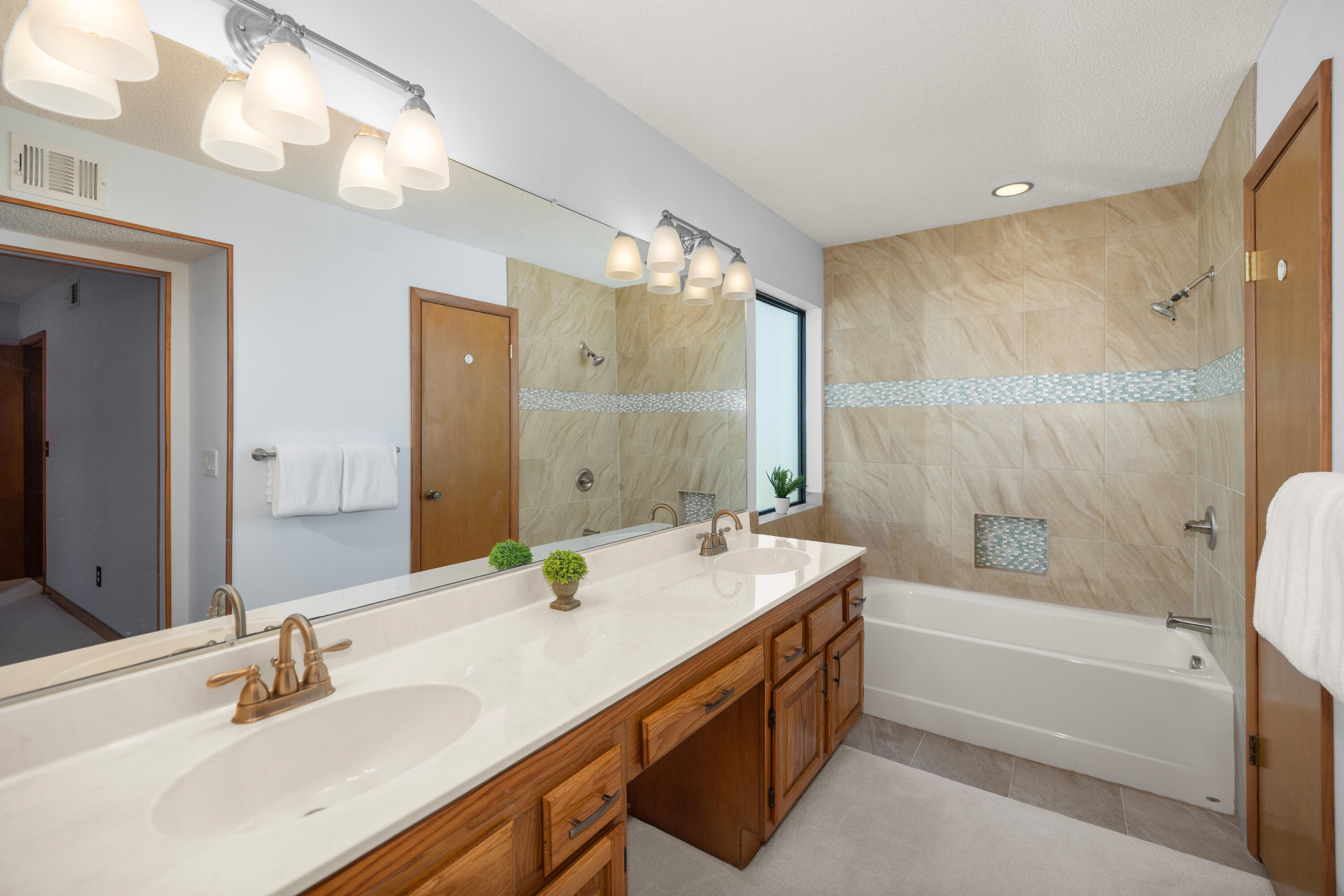 307 Evergreen Avenue