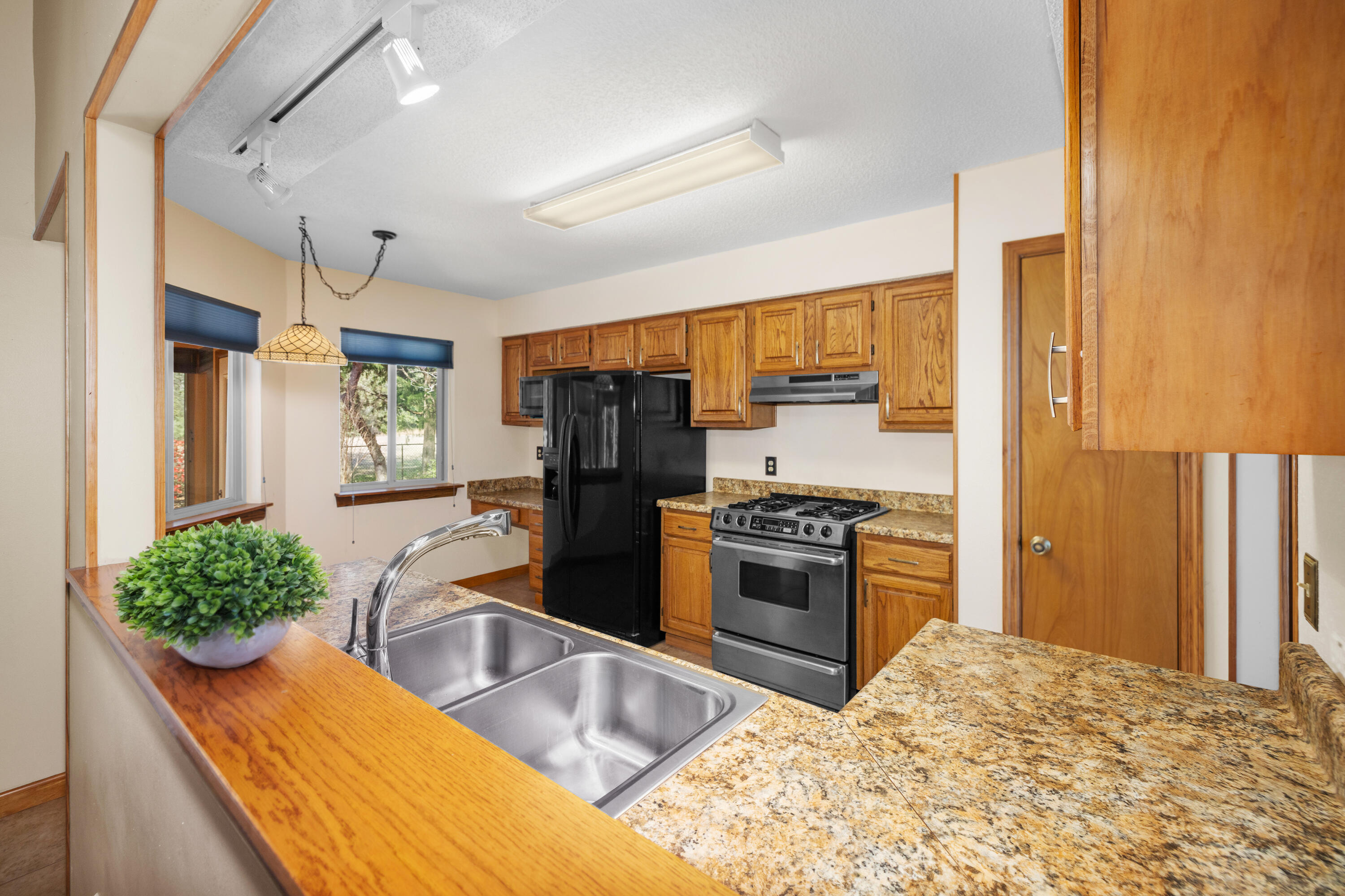 307 Evergreen Avenue