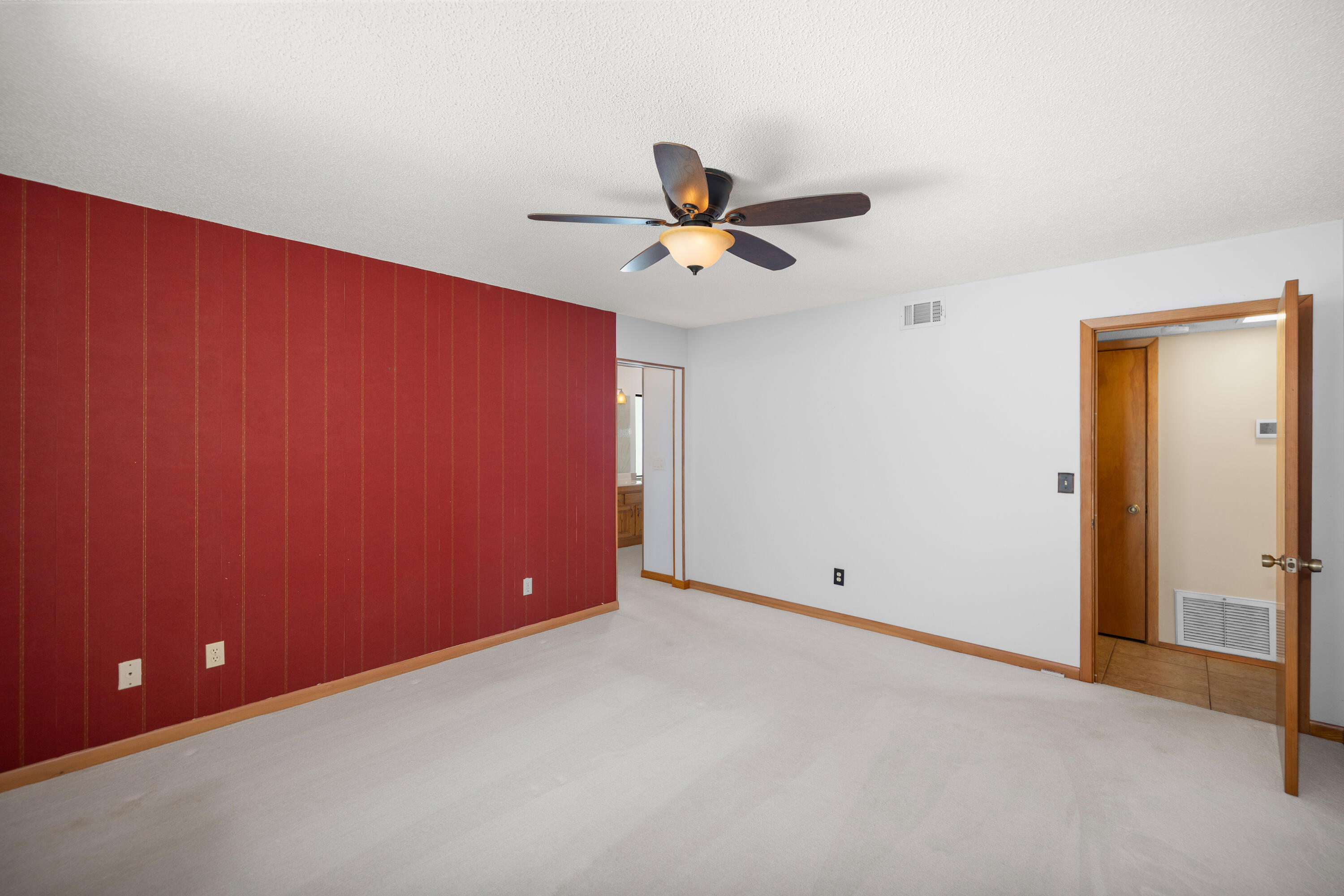 307 Evergreen Avenue