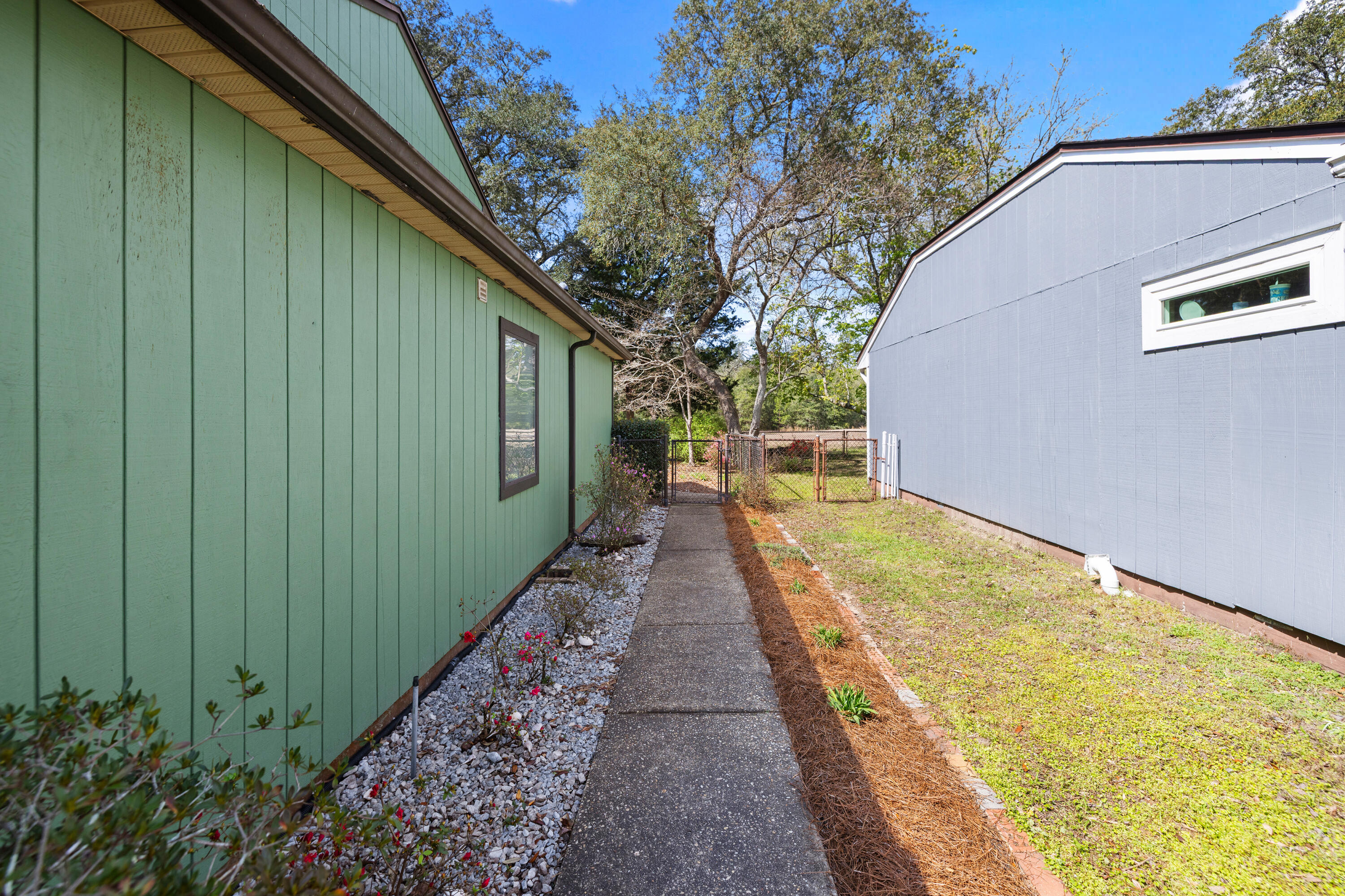 307 Evergreen Avenue